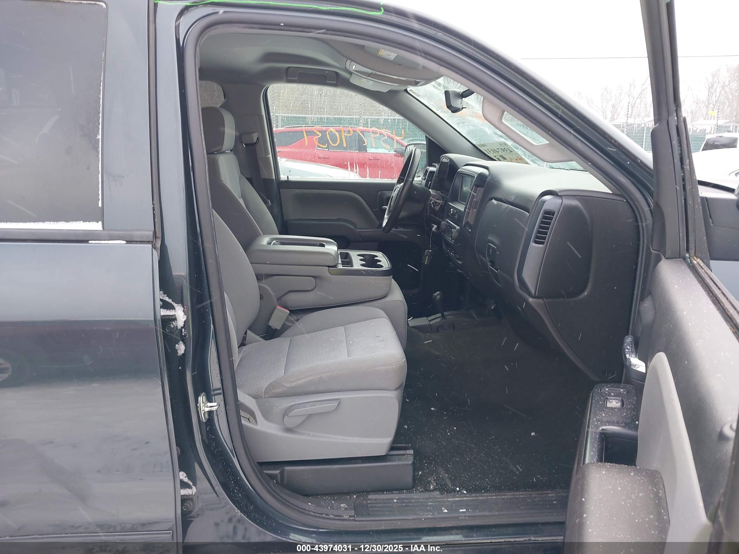 GMC SIERRA image 5