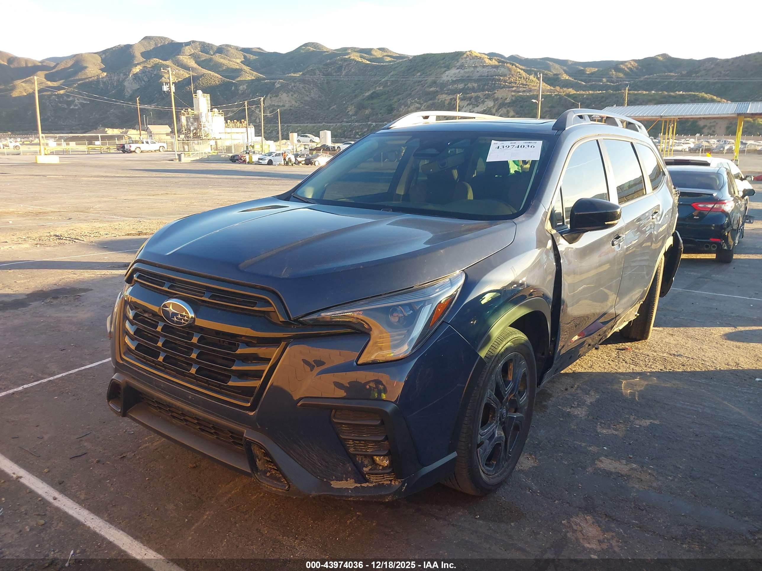 SUBARU ASCENT image 2