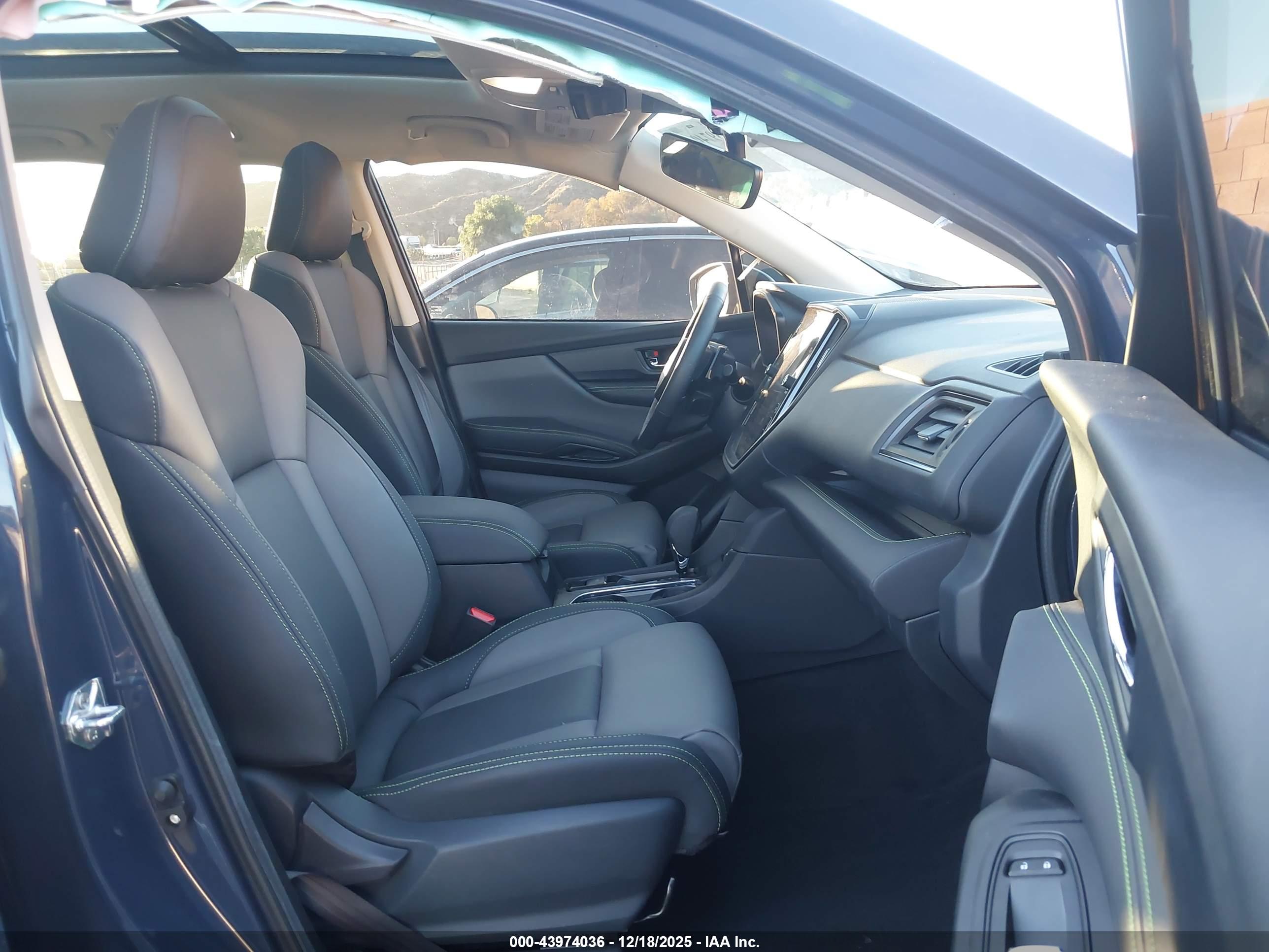 SUBARU ASCENT image 5