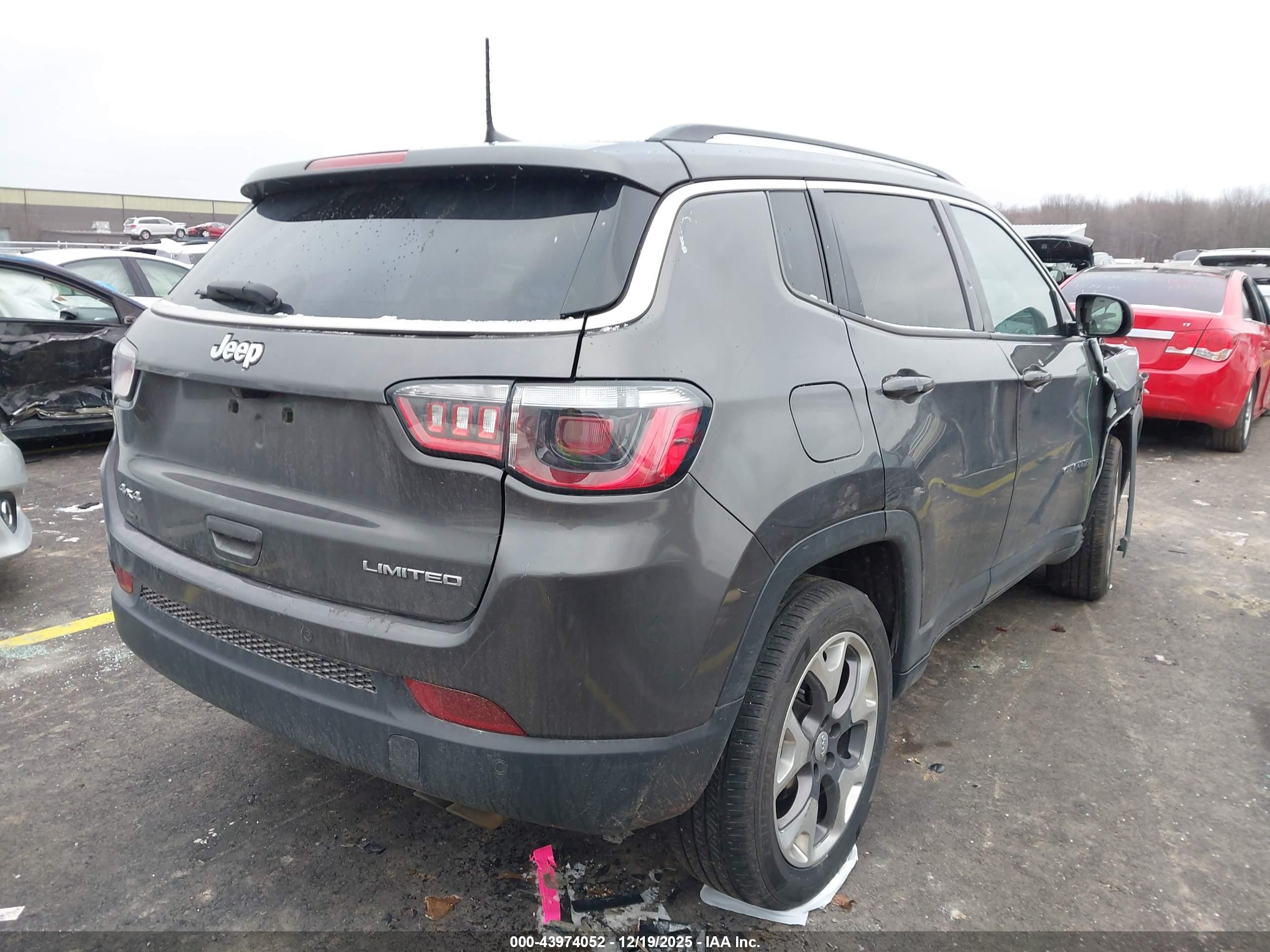 JEEP COMPASS image 4