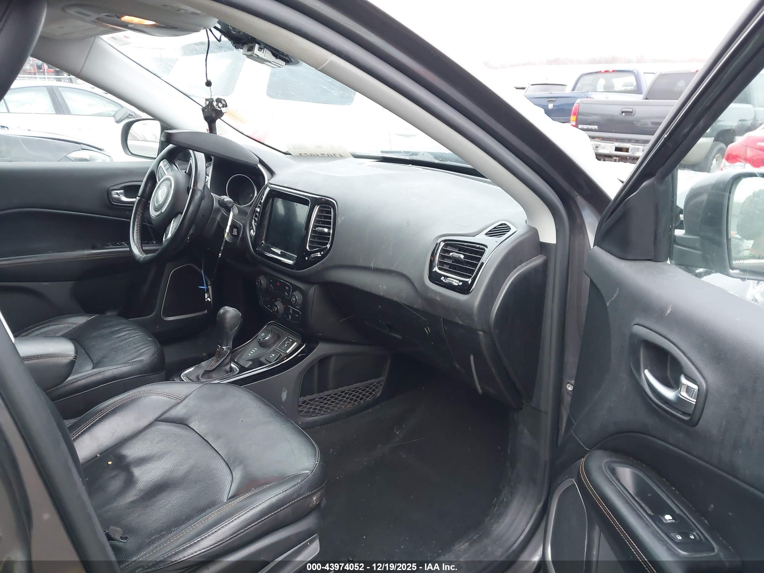JEEP COMPASS image 5