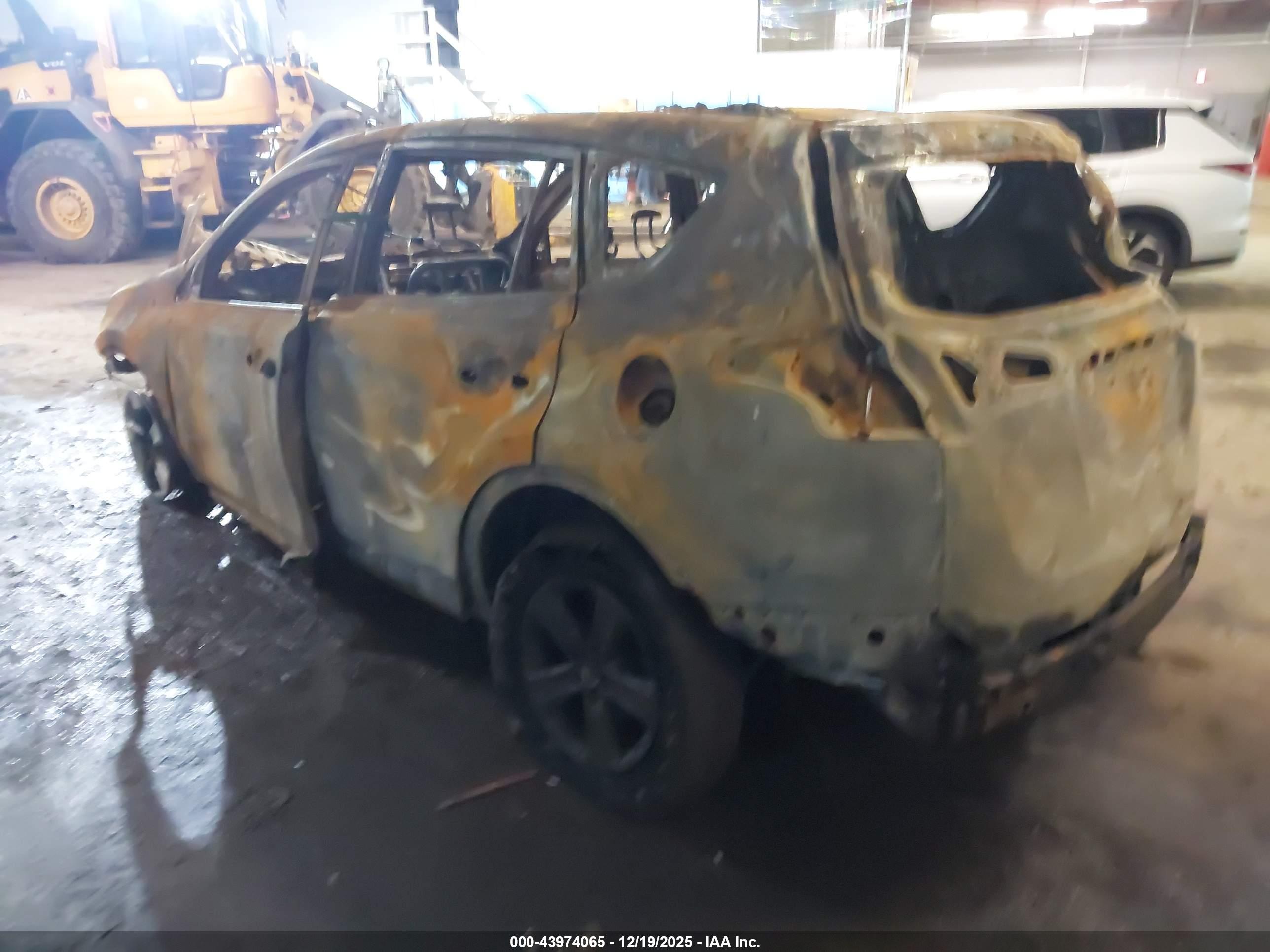 TOYOTA RAV4 image 3
