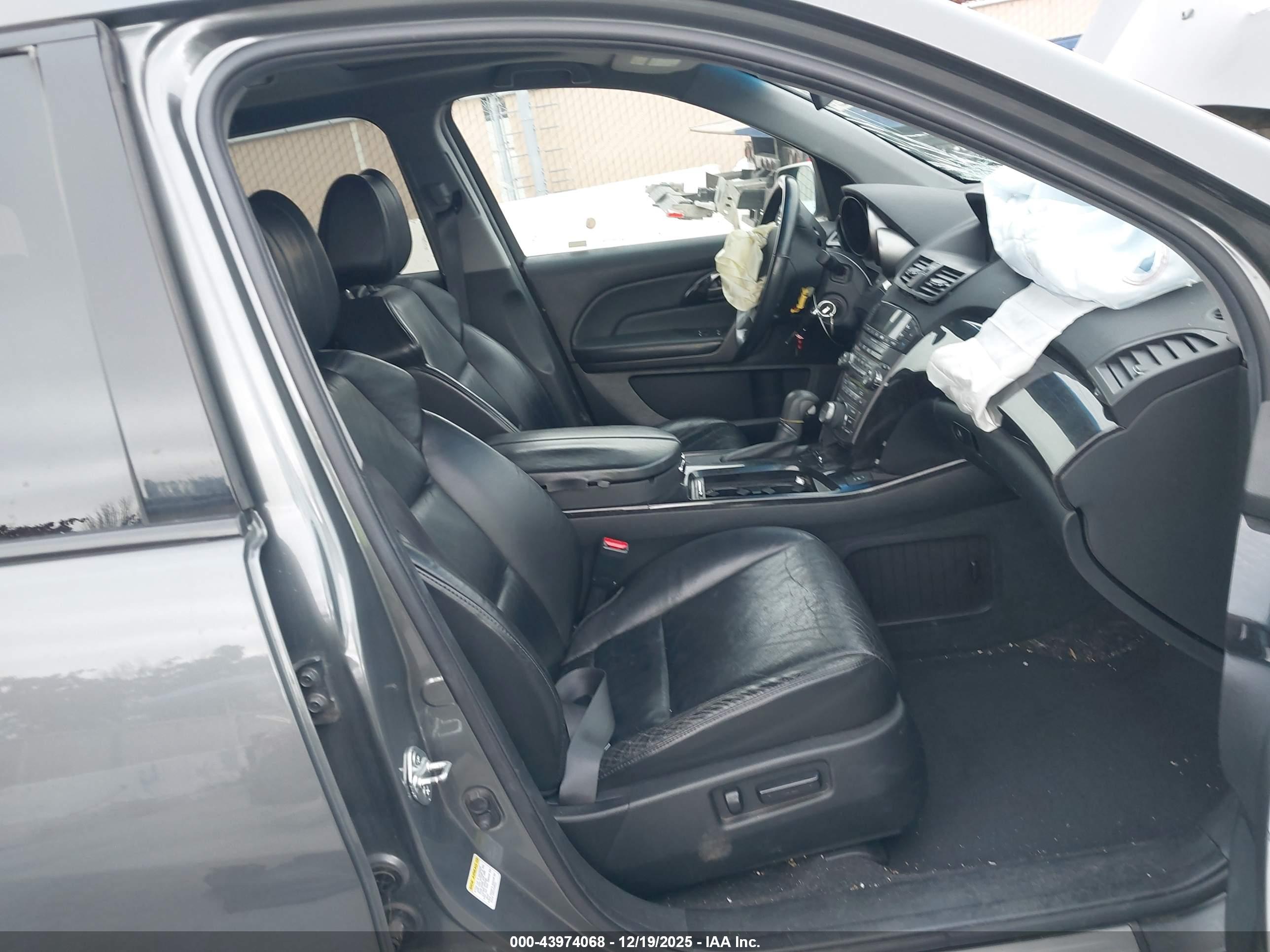 ACURA MDX image 5
