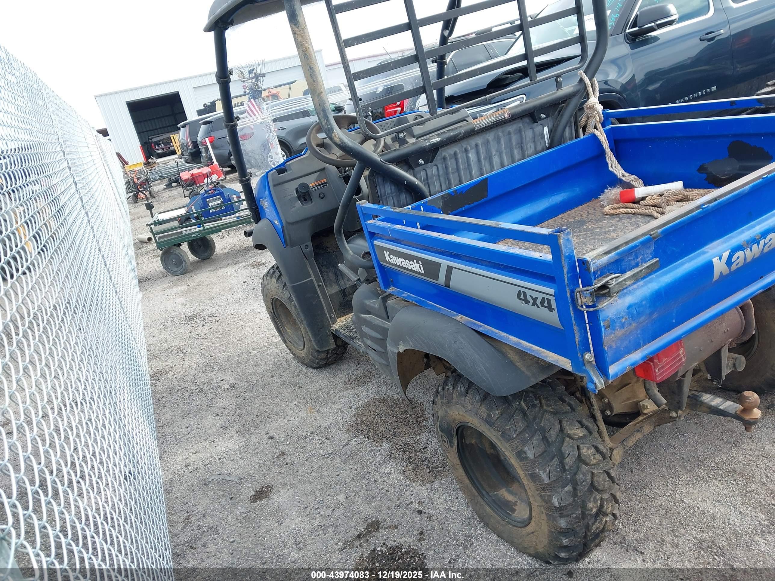 KAWASAKI KAF400 image 3