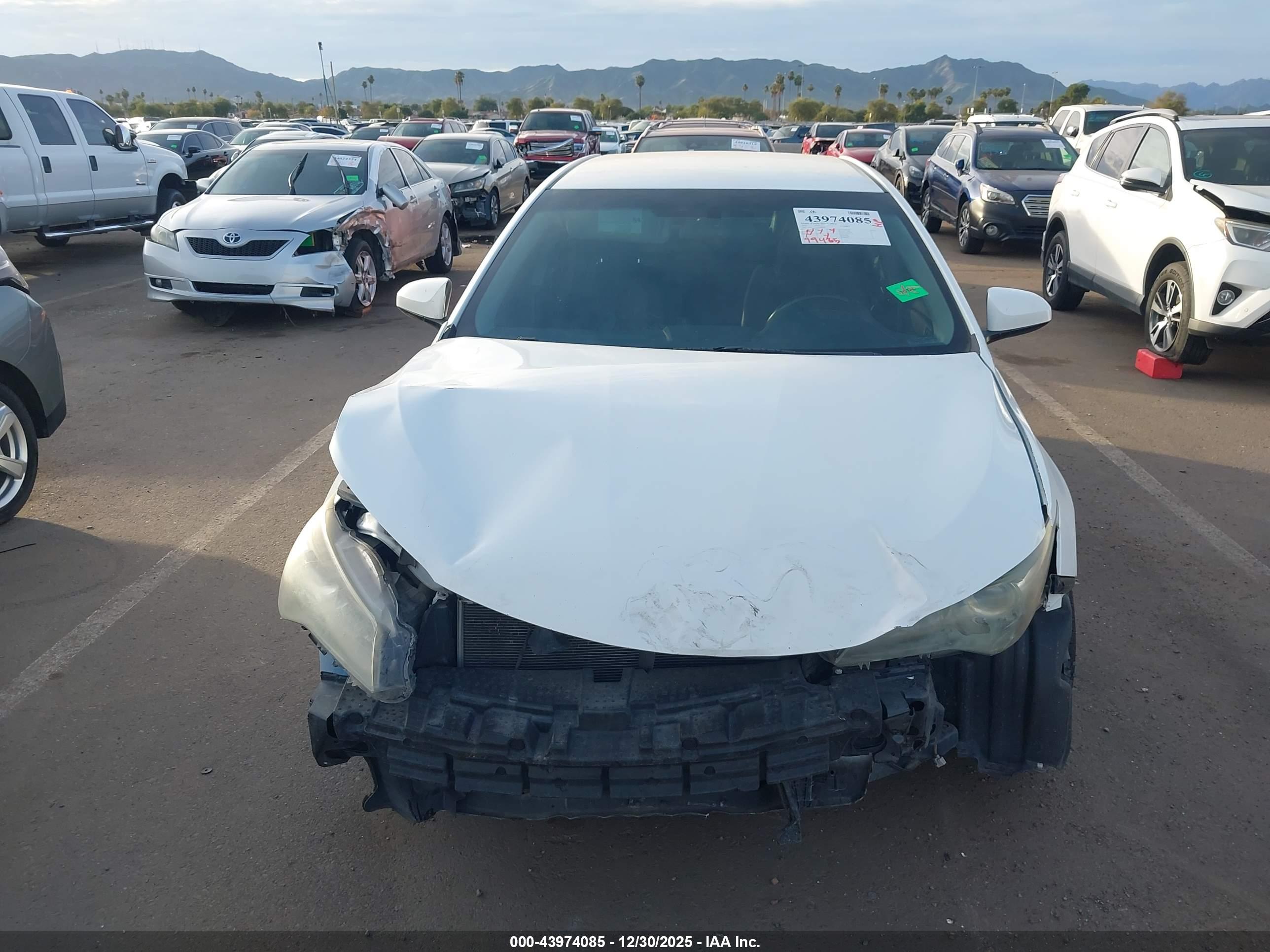 TOYOTA CAMRY image 6