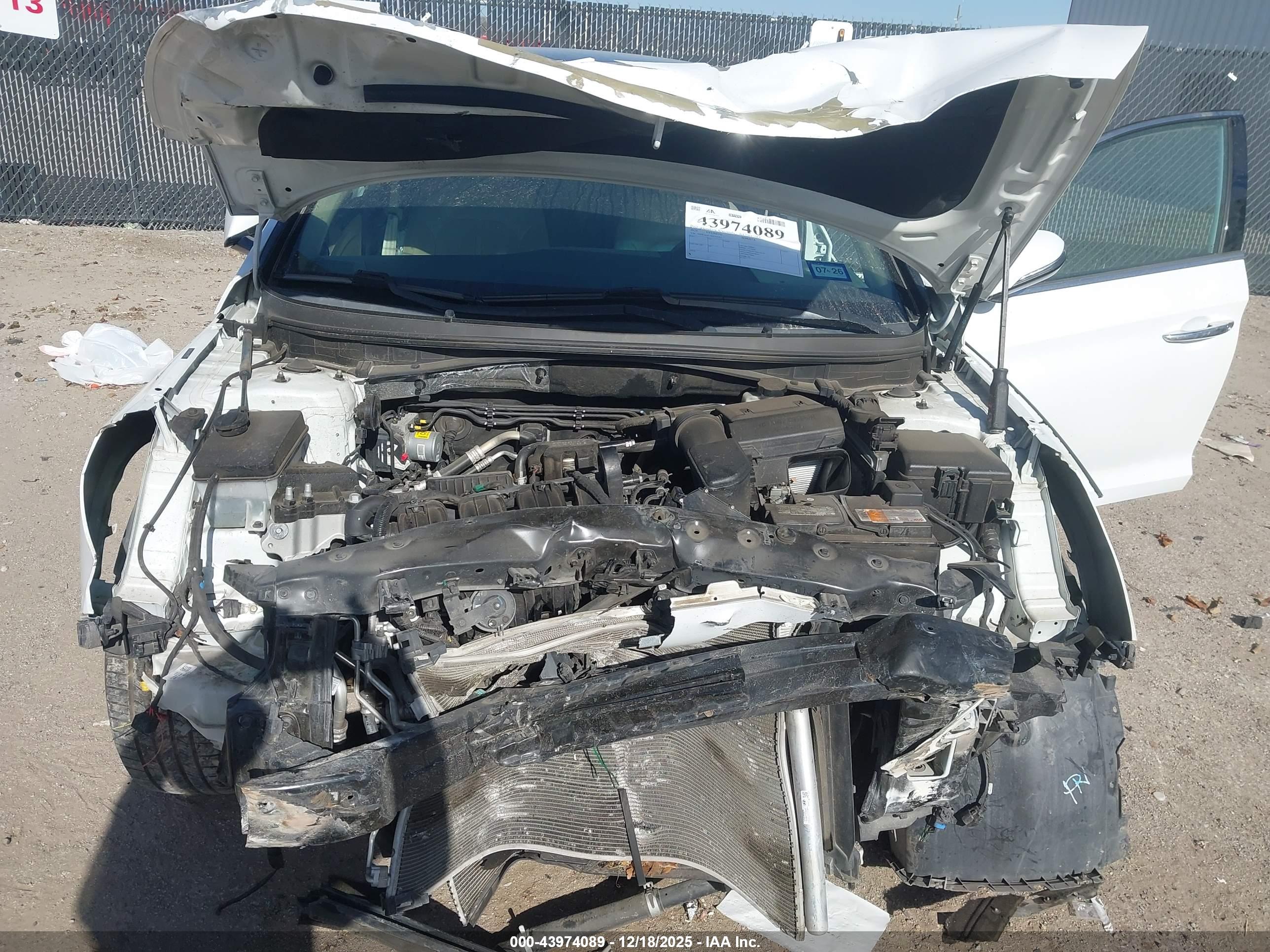 HYUNDAI SONATA image 10
