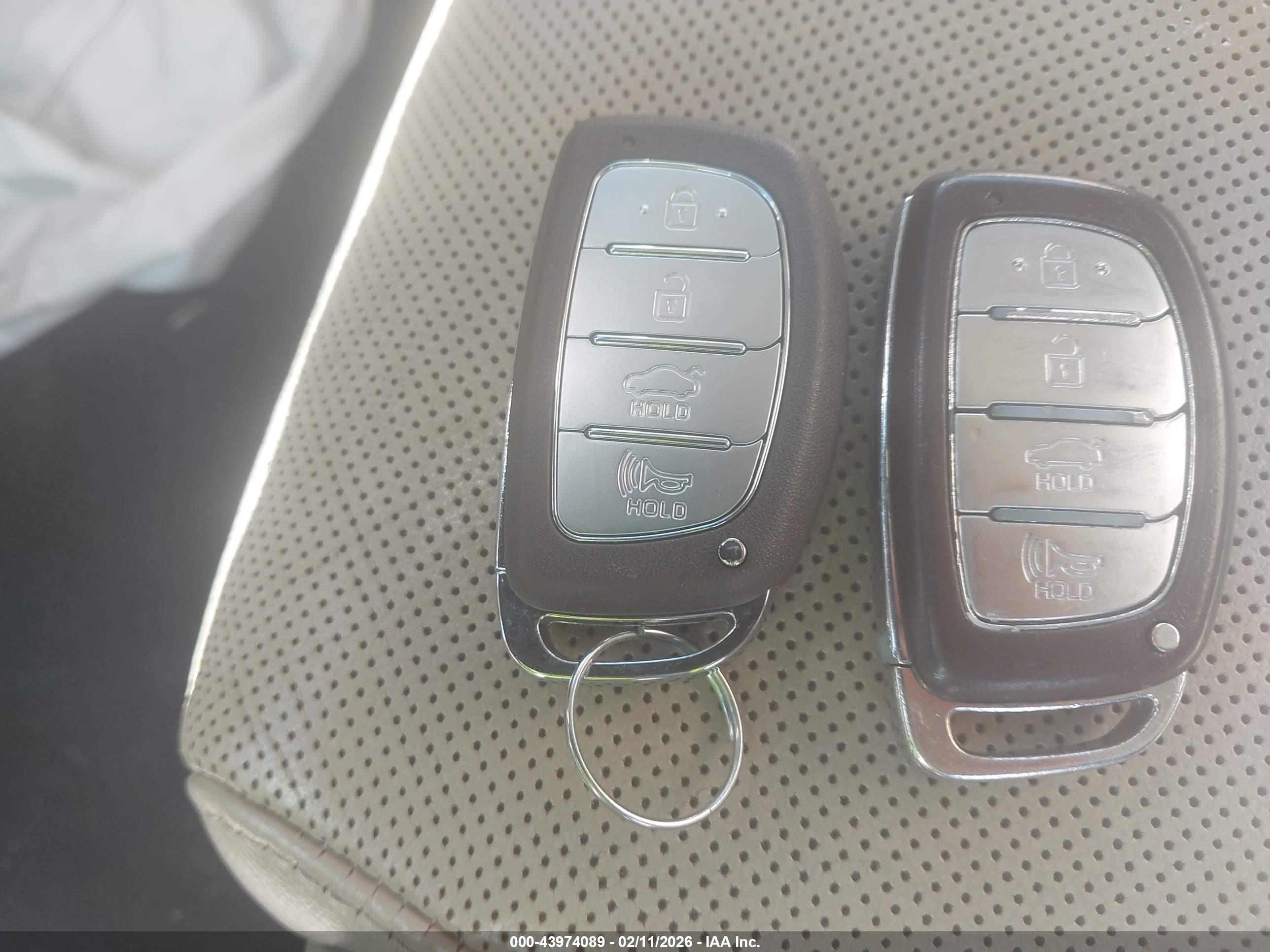 HYUNDAI SONATA image 11