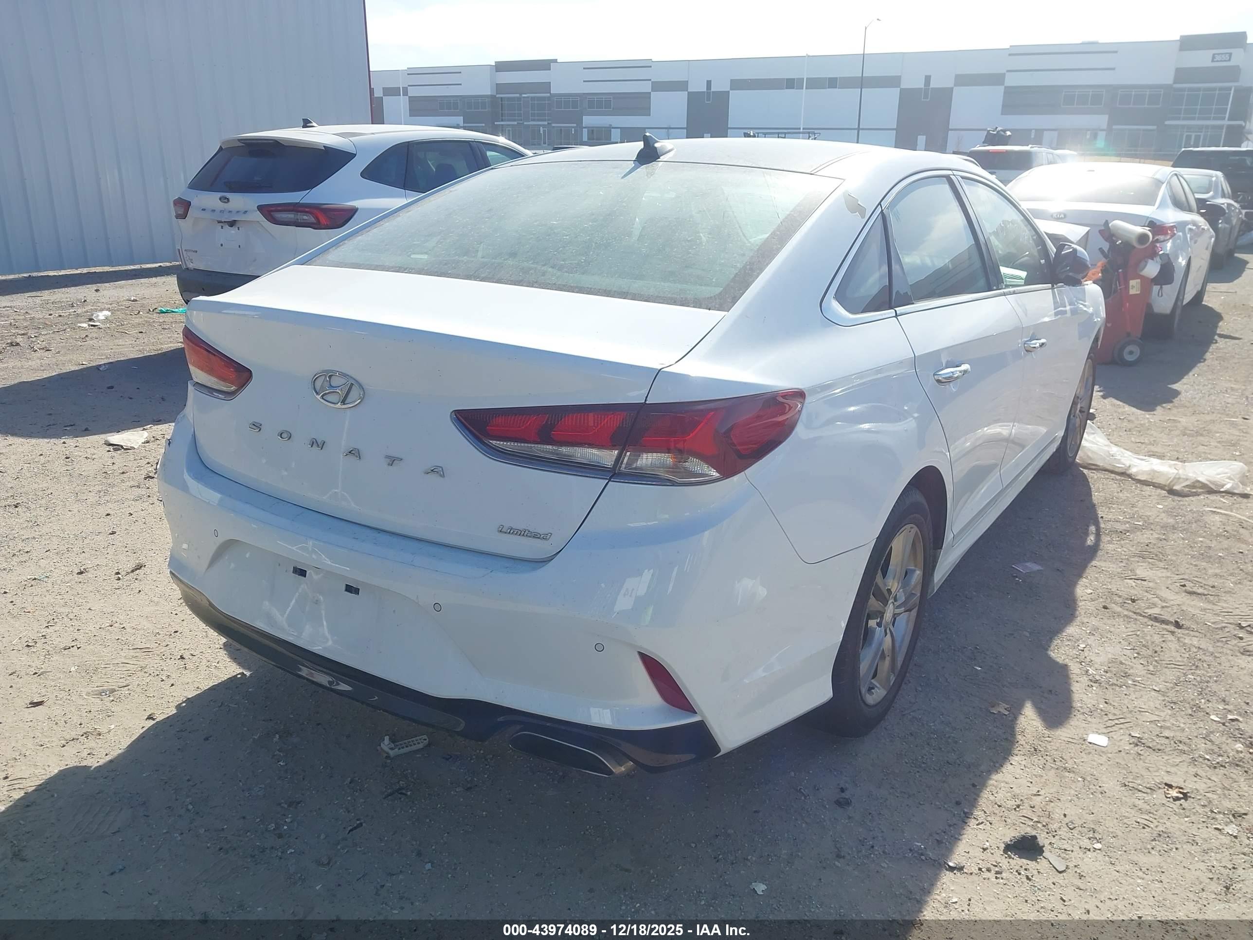HYUNDAI SONATA image 4