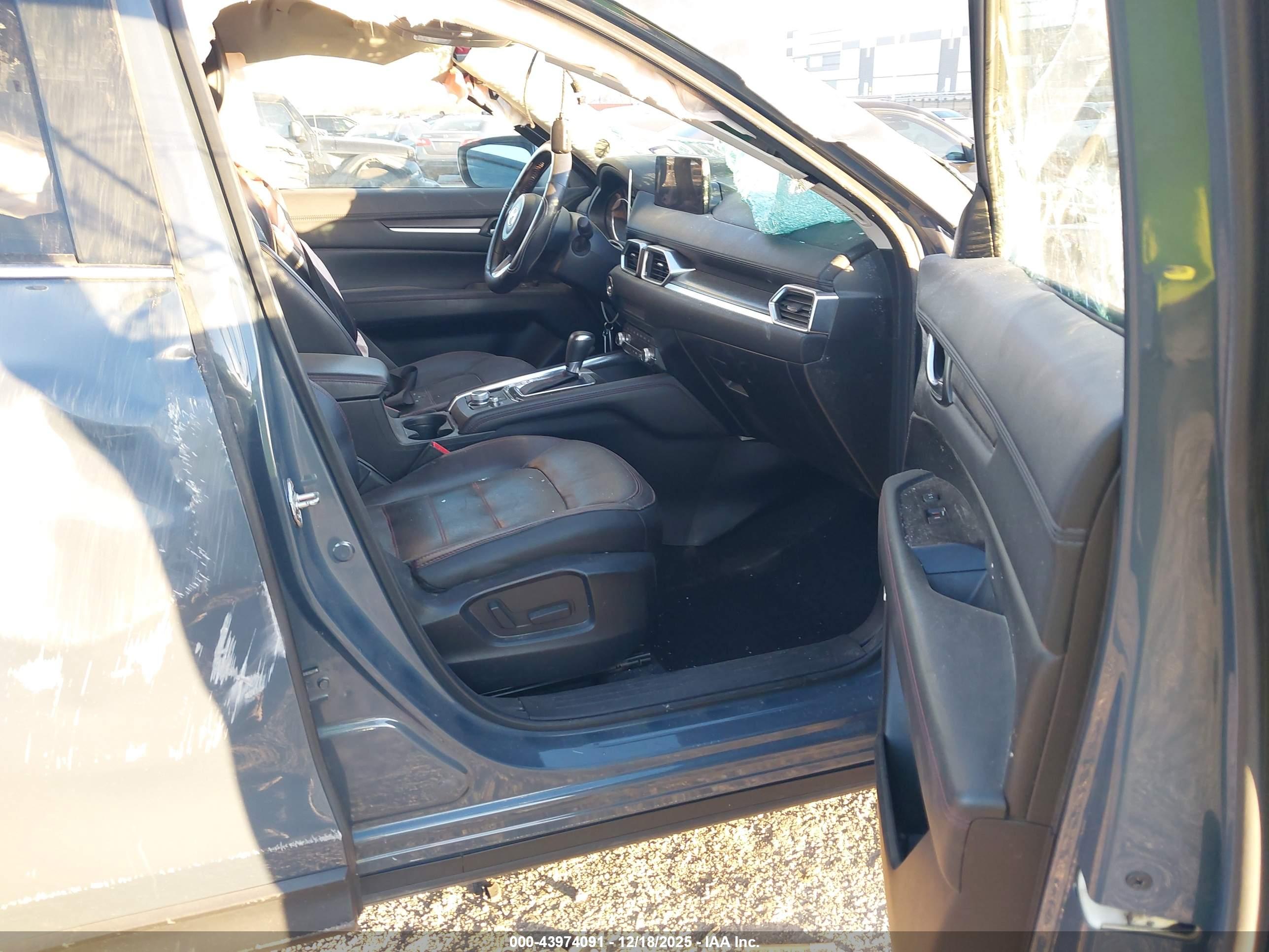 MAZDA CX-5 image 5