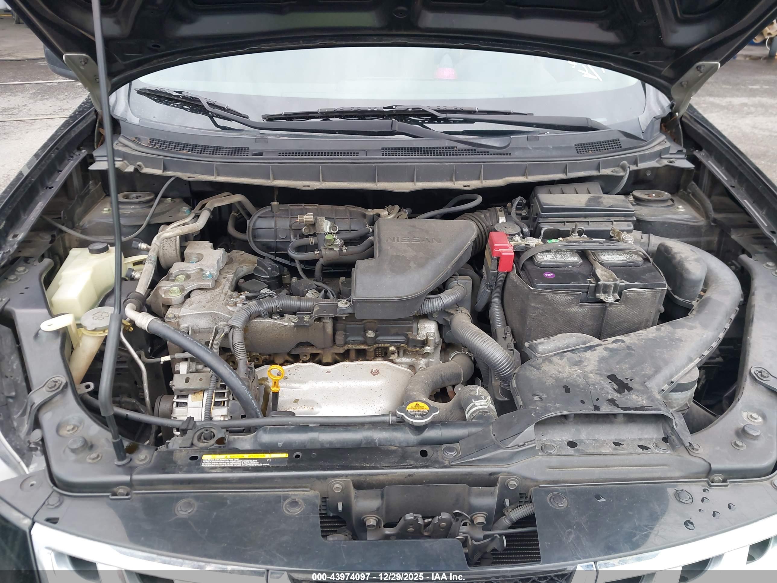 NISSAN ROGUE image 10
