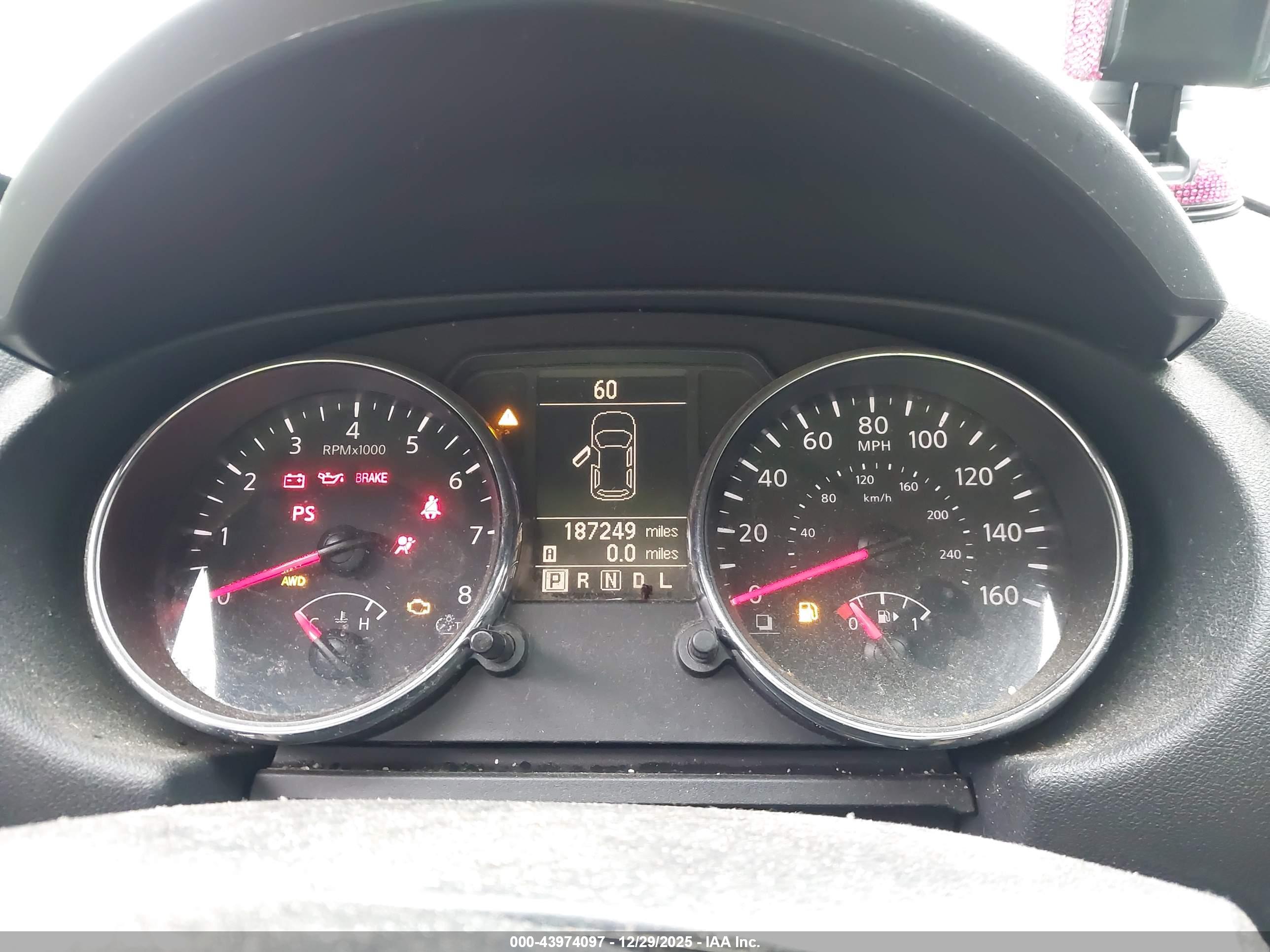 NISSAN ROGUE image 7