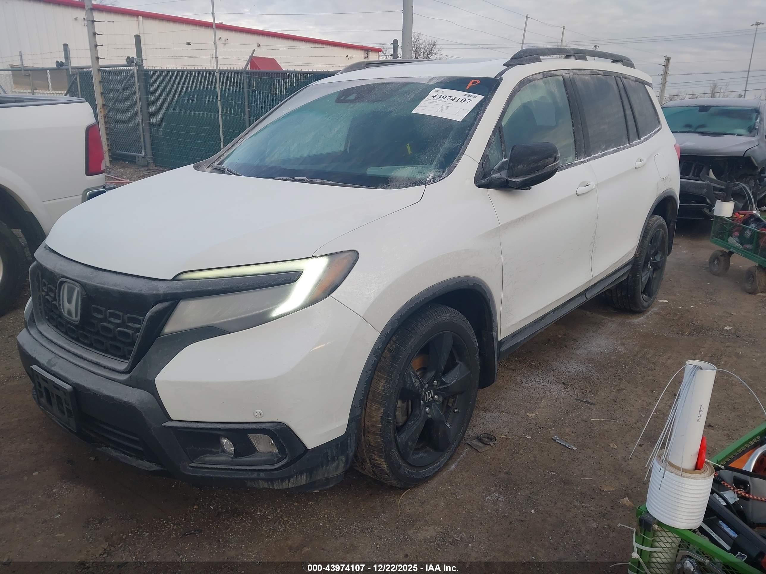 HONDA PASSPORT image 2