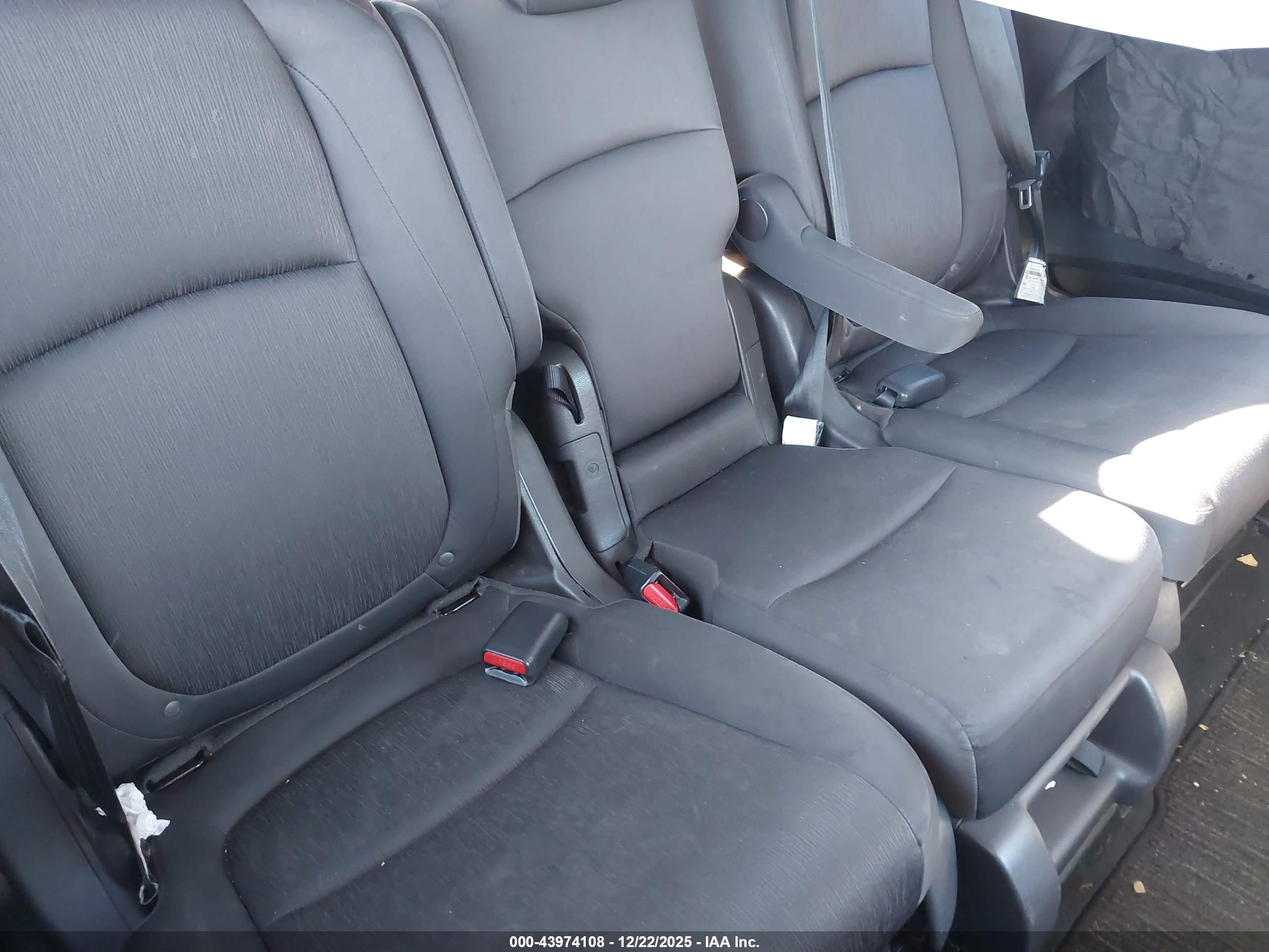 HONDA ODYSSEY image 8