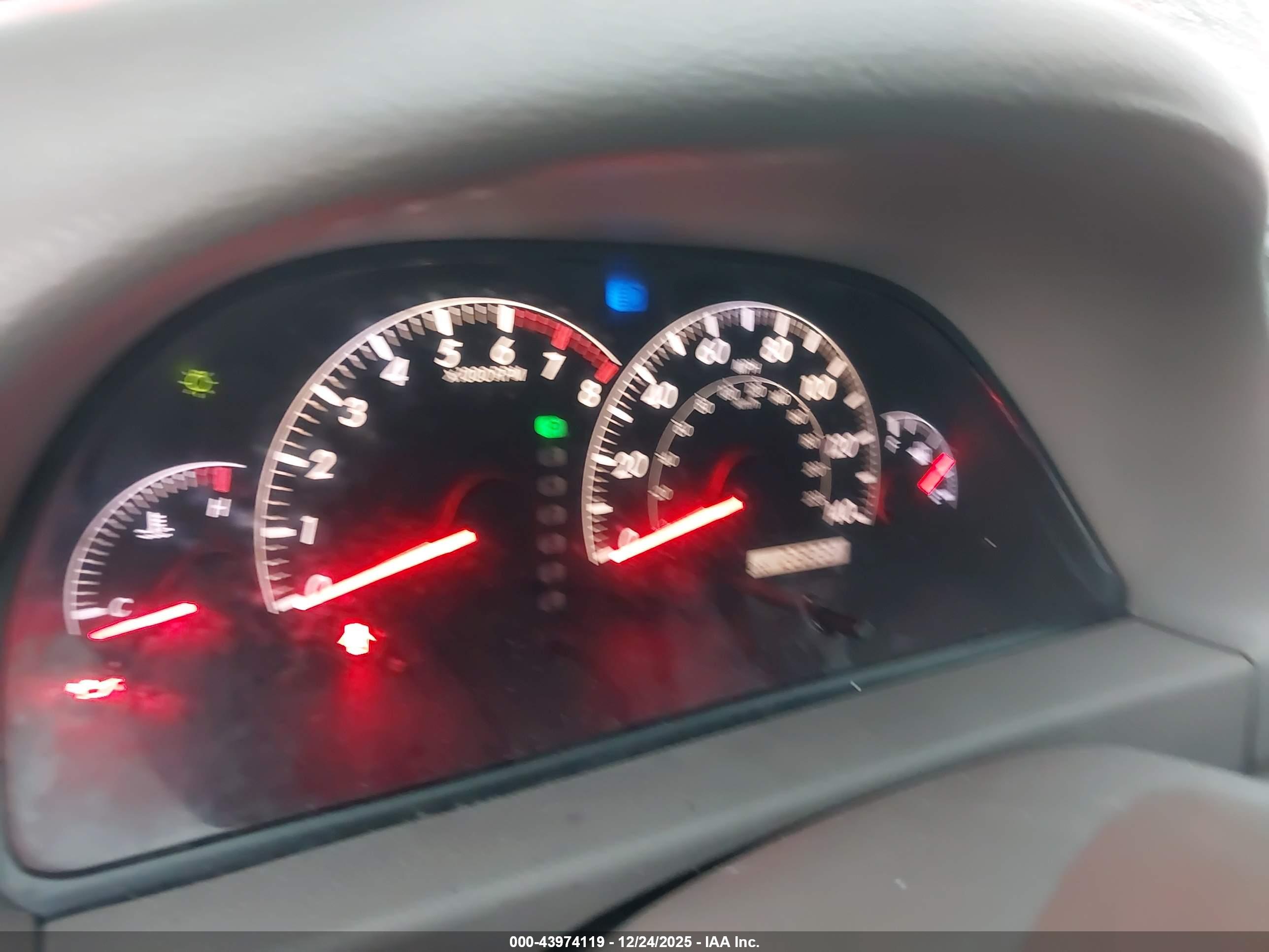 TOYOTA CAMRY image 7