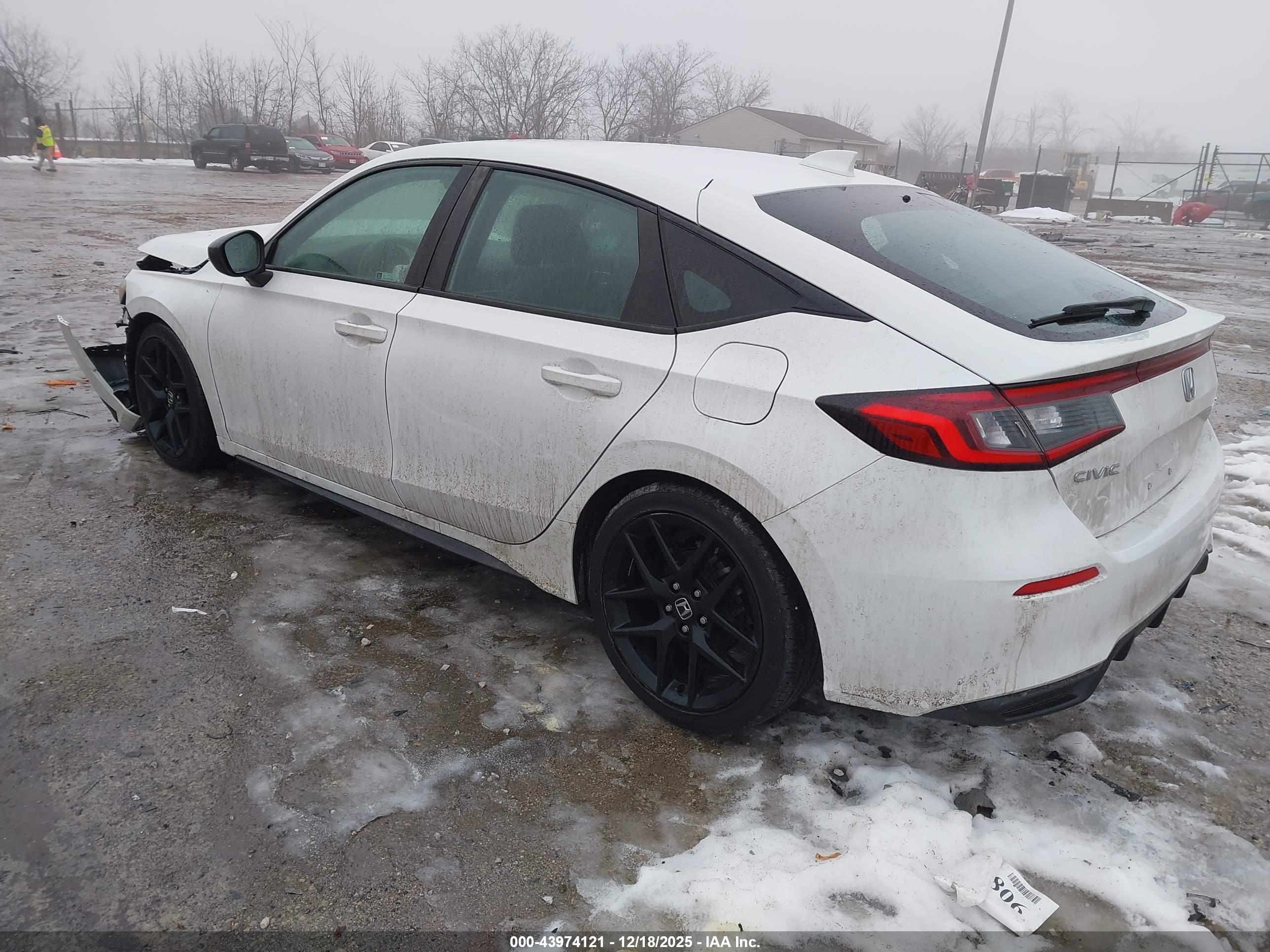 HONDA CIVIC image 3
