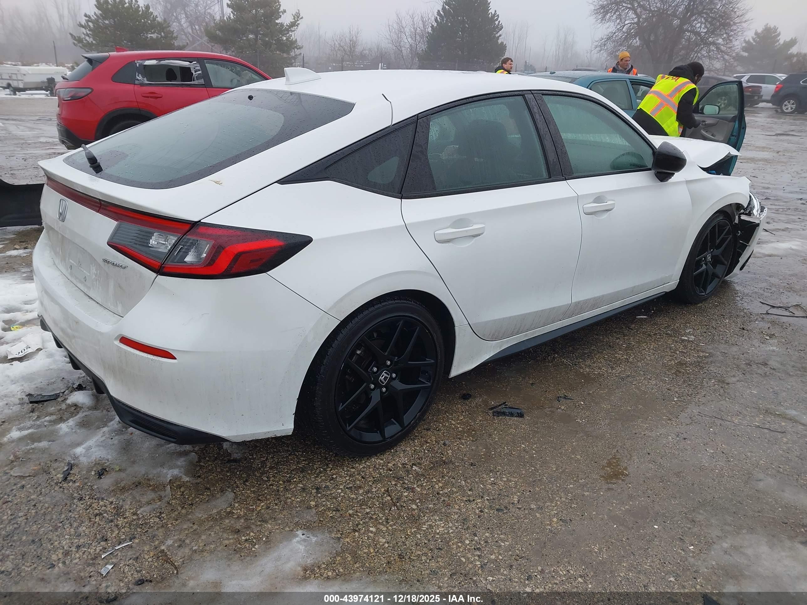 HONDA CIVIC image 4