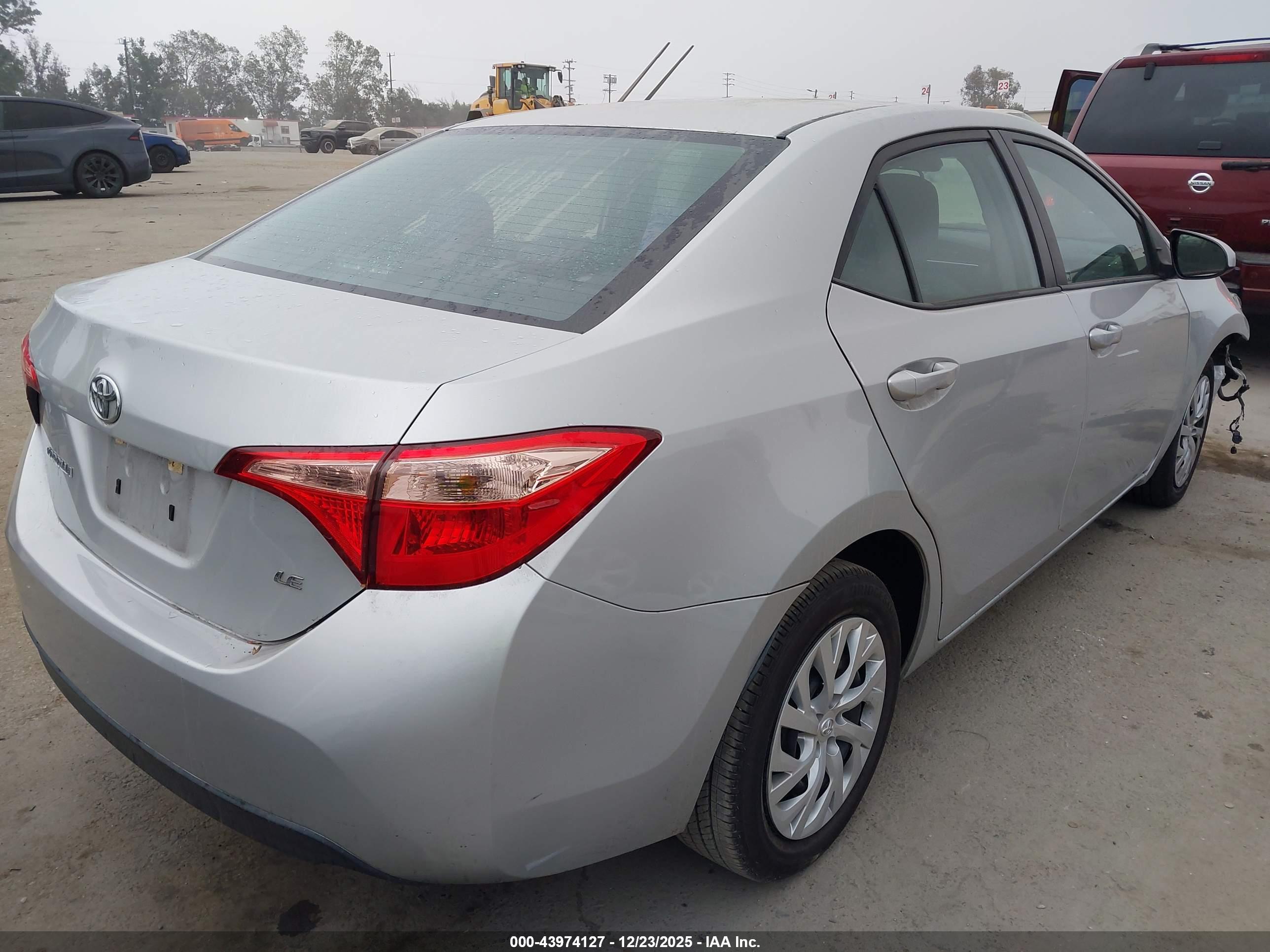 TOYOTA COROLLA image 4