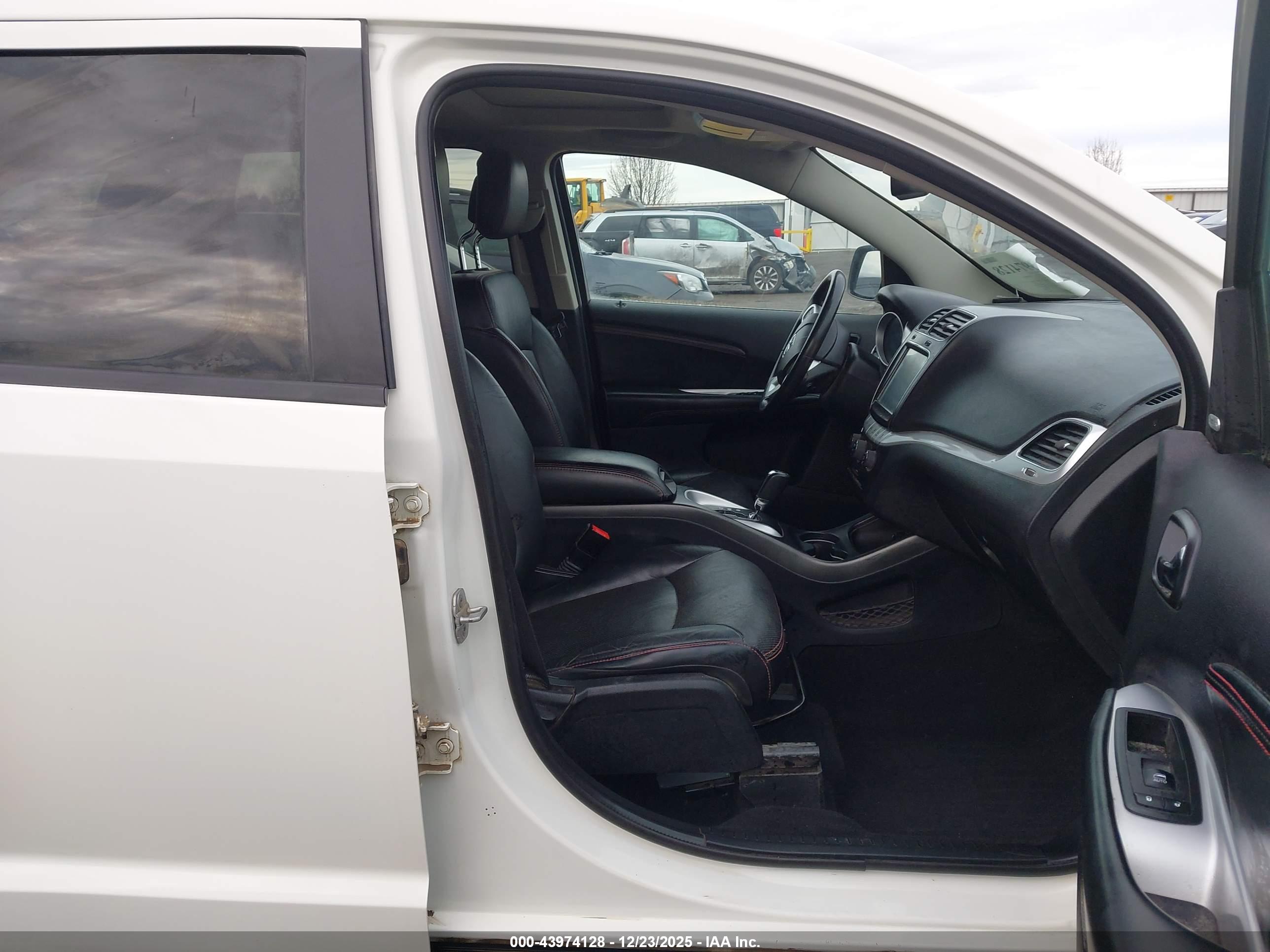 DODGE JOURNEY image 5