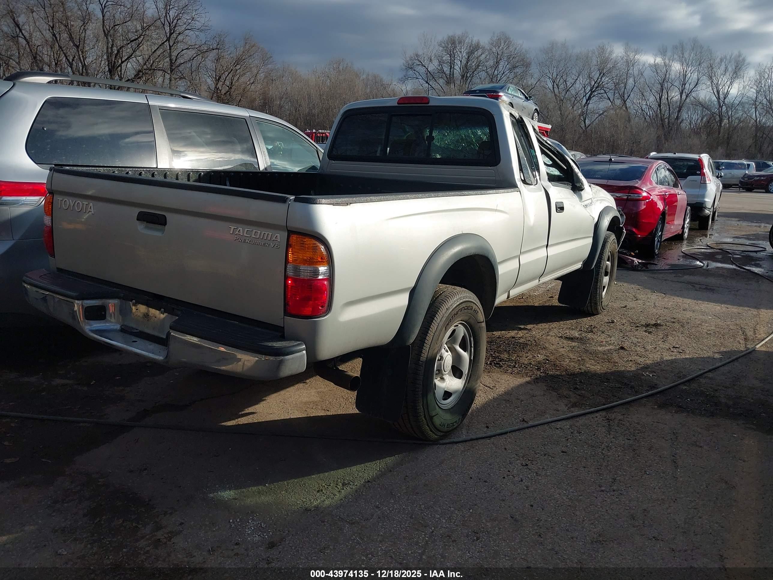 TOYOTA TACOMA image 4