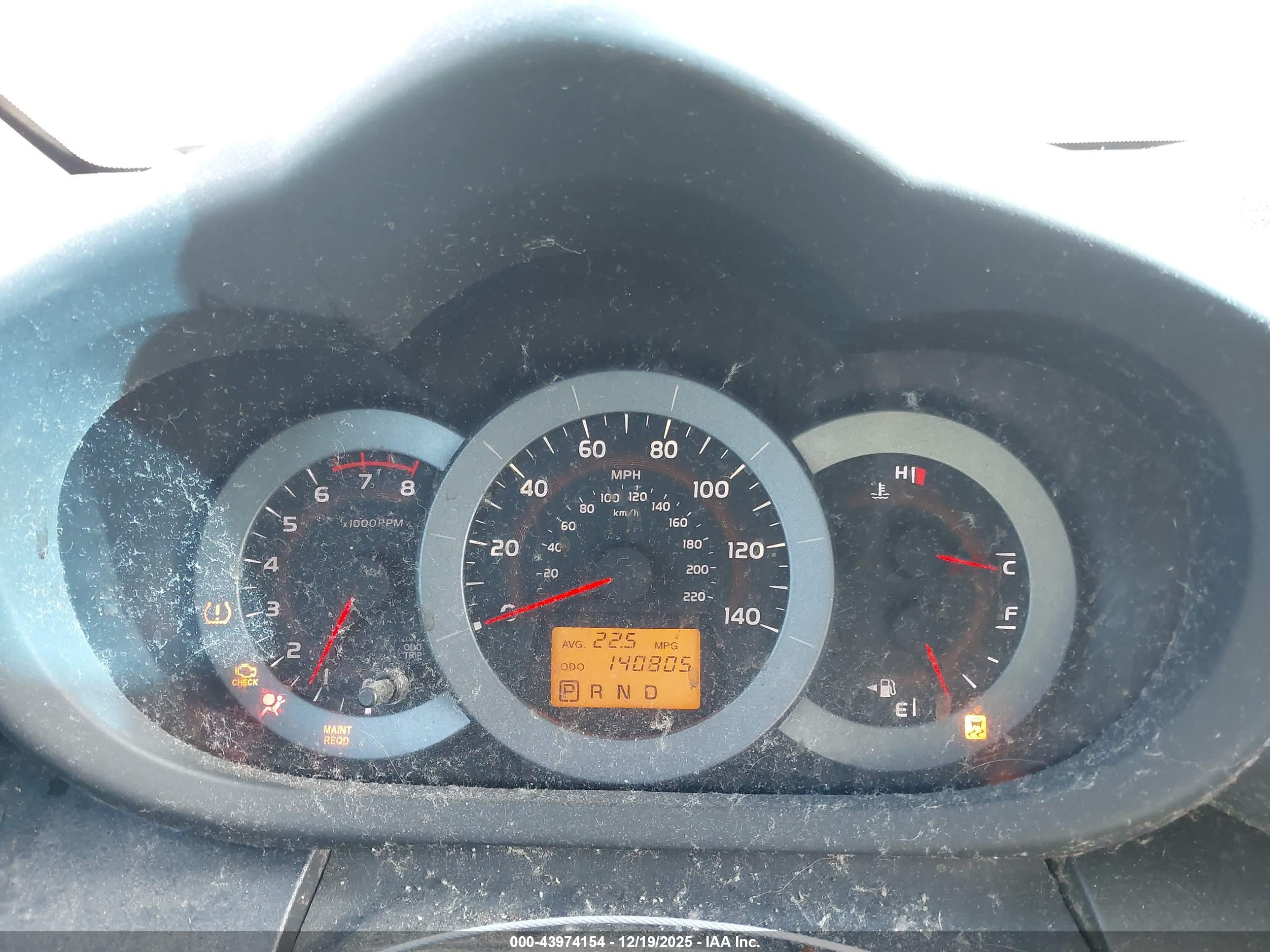 TOYOTA RAV4 image 7