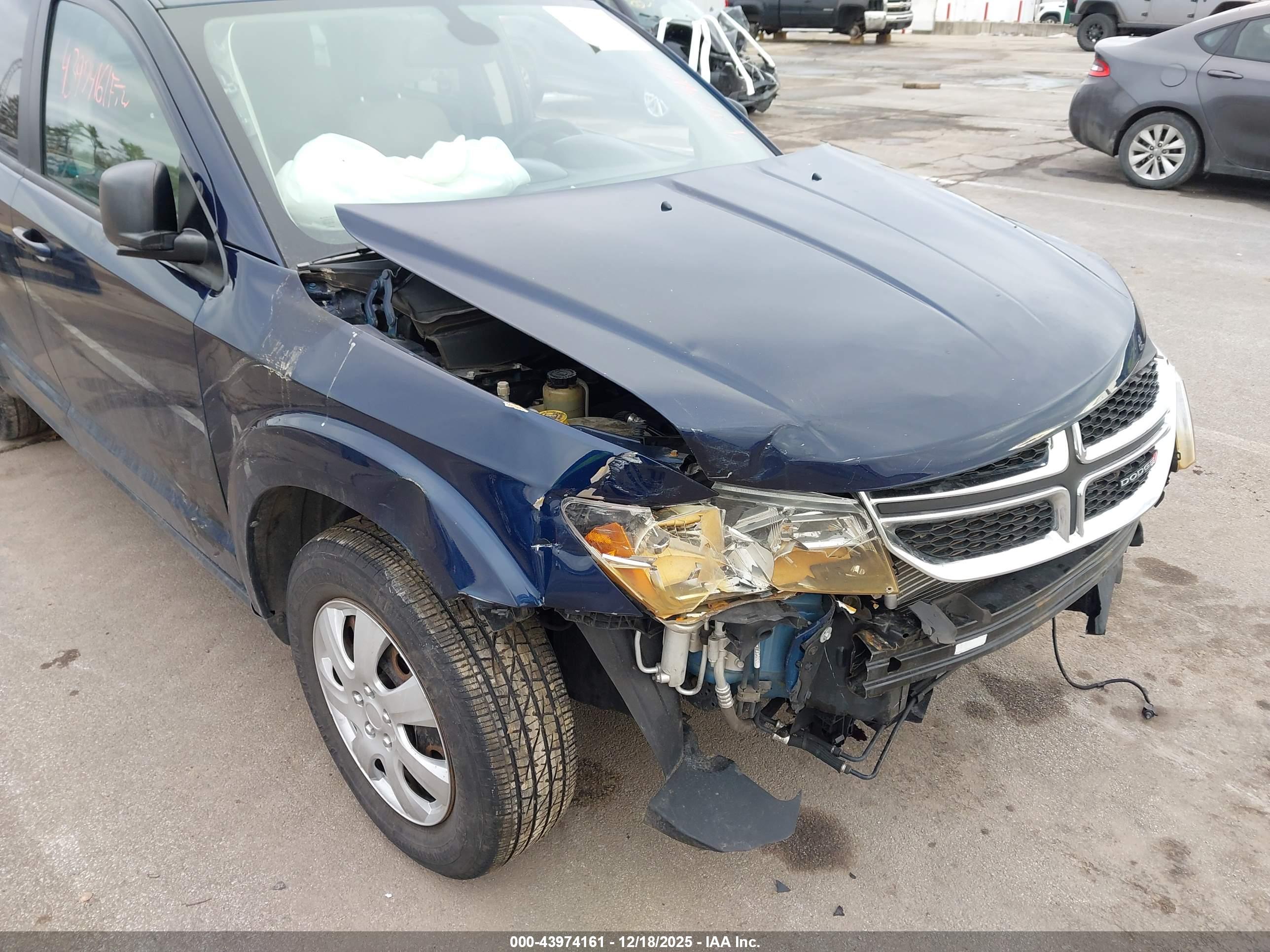 DODGE JOURNEY image 6