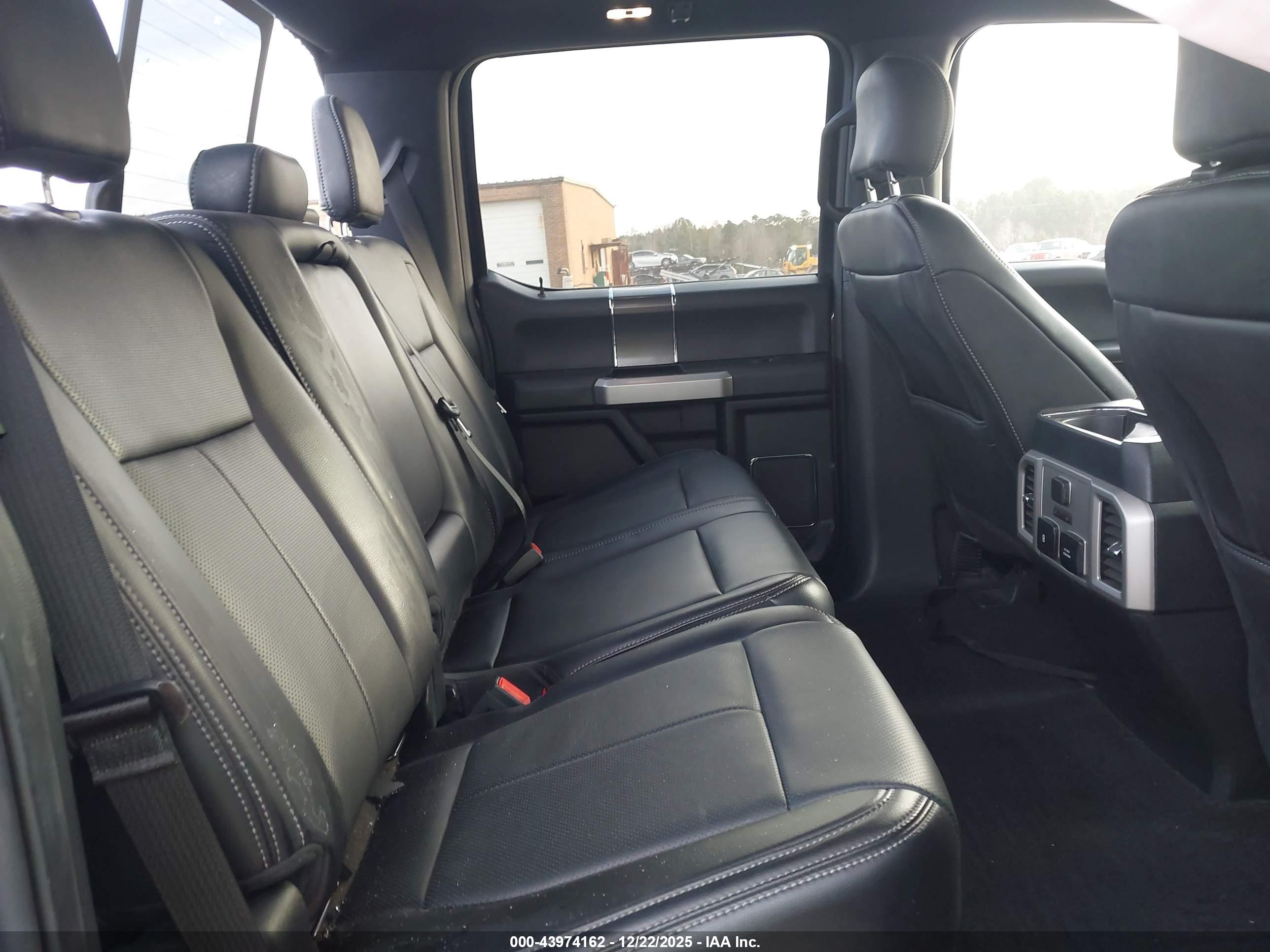 FORD F-150 image 8