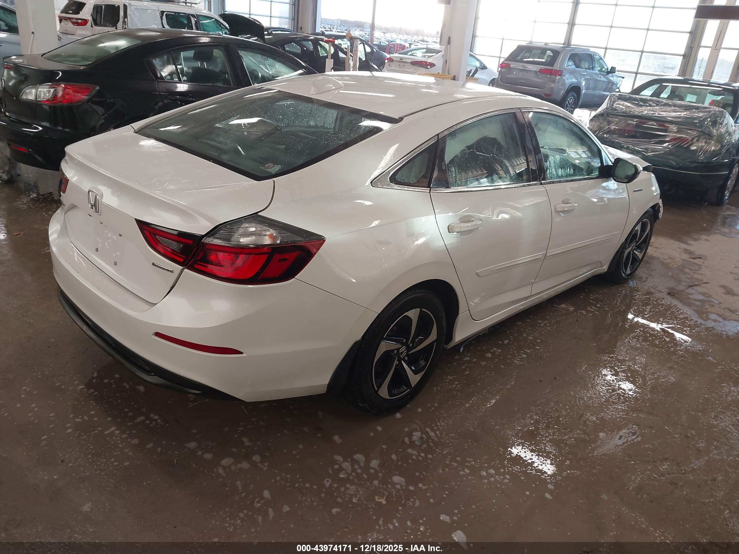HONDA INSIGHT image 4
