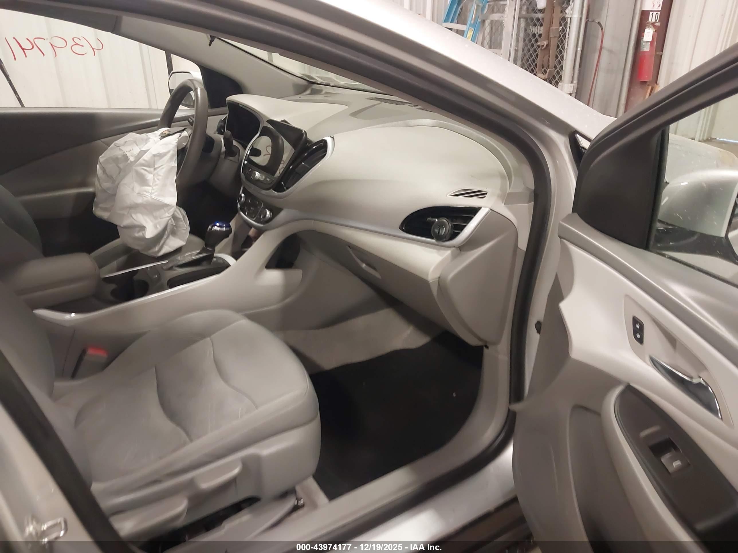 CHEVROLET VOLT image 5