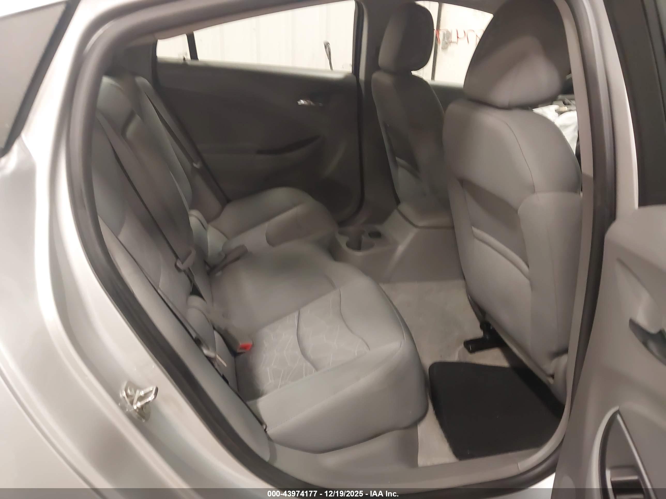 CHEVROLET VOLT image 8