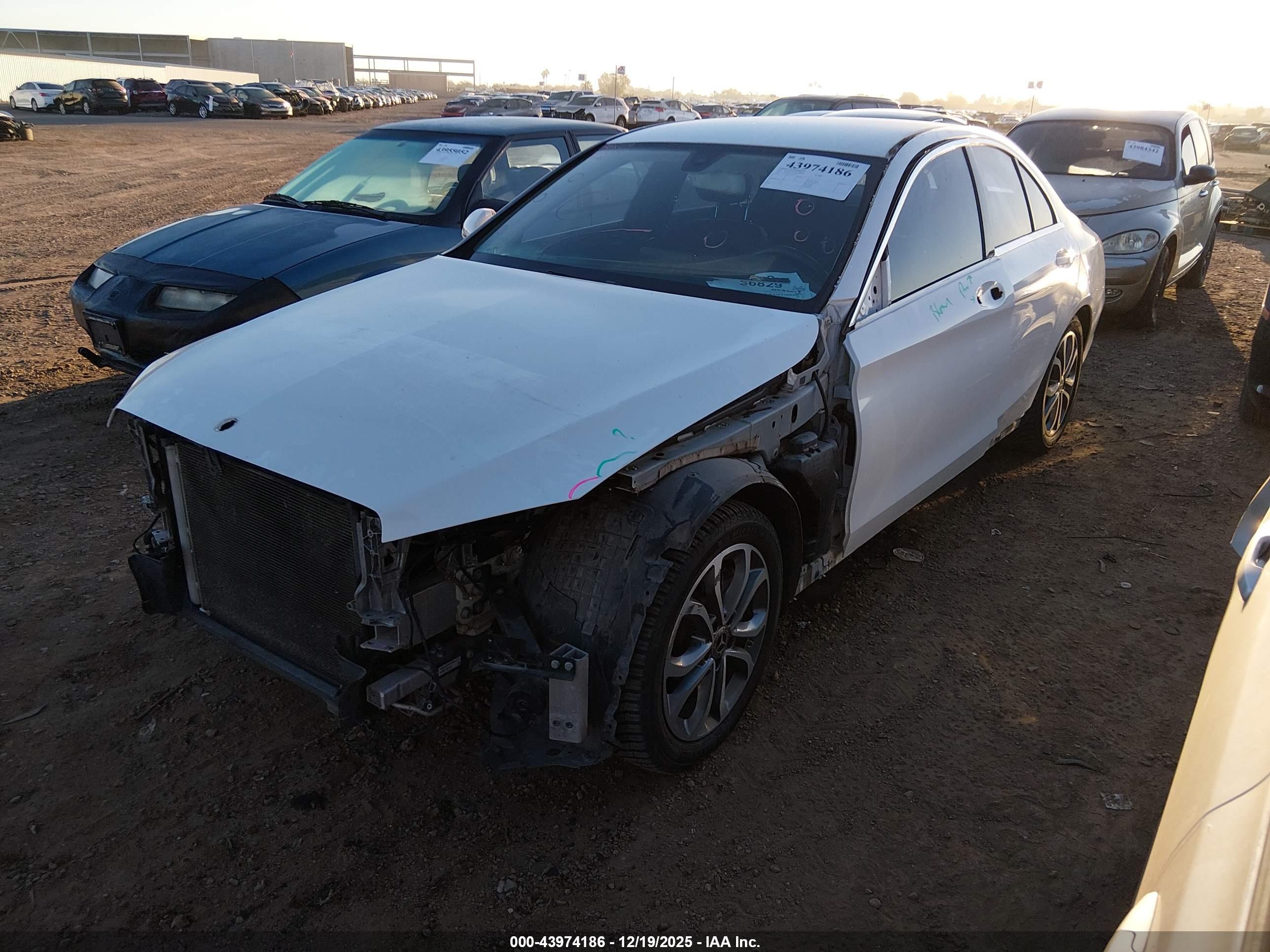 MERCEDES-BENZ C image 2