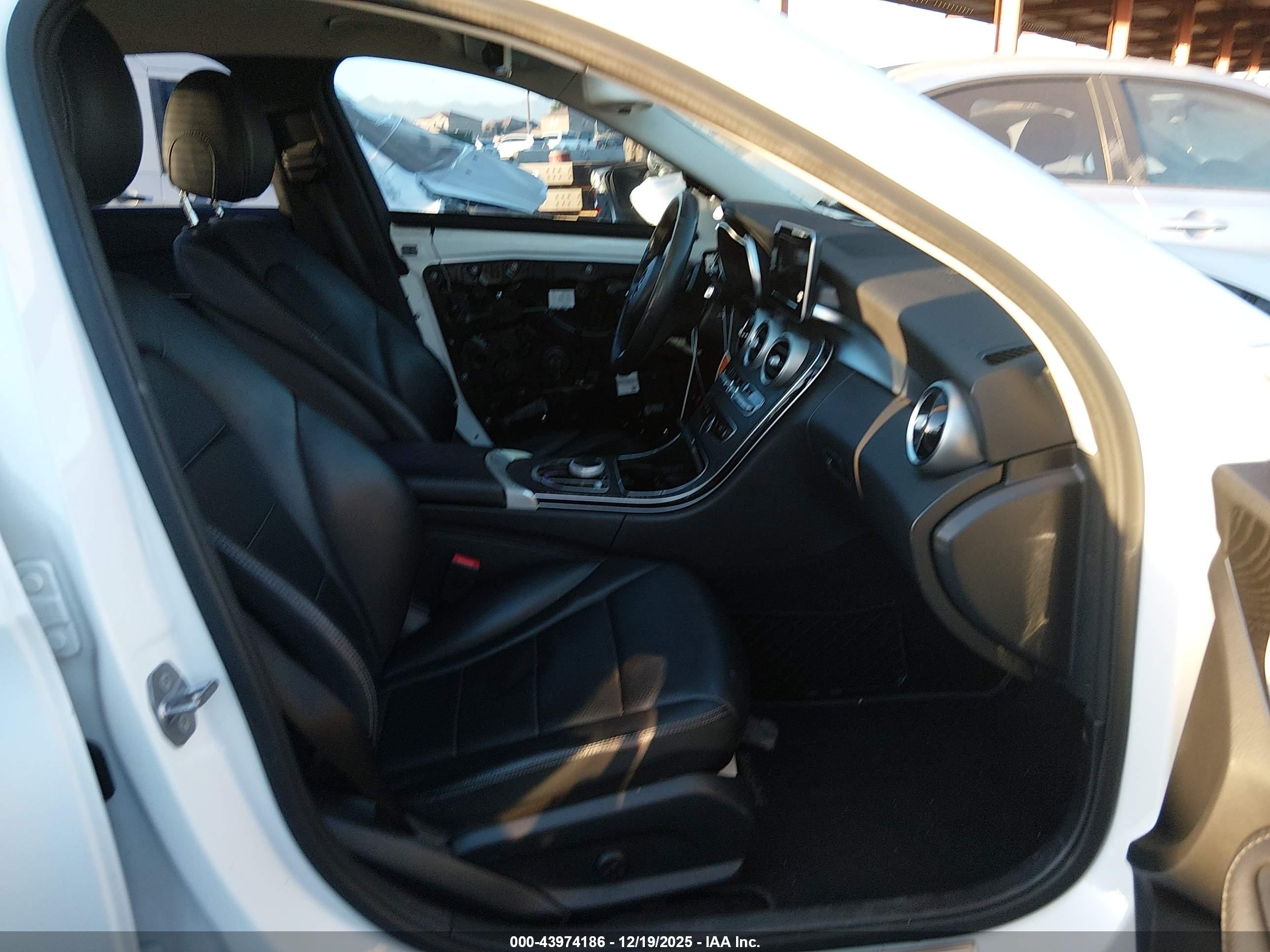 MERCEDES-BENZ C image 5