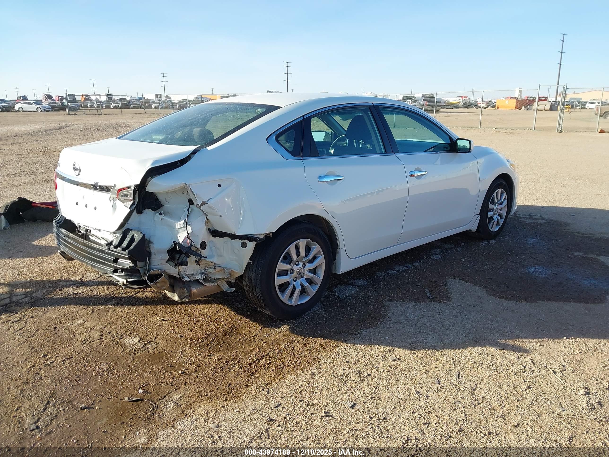 NISSAN ALTIMA image 4