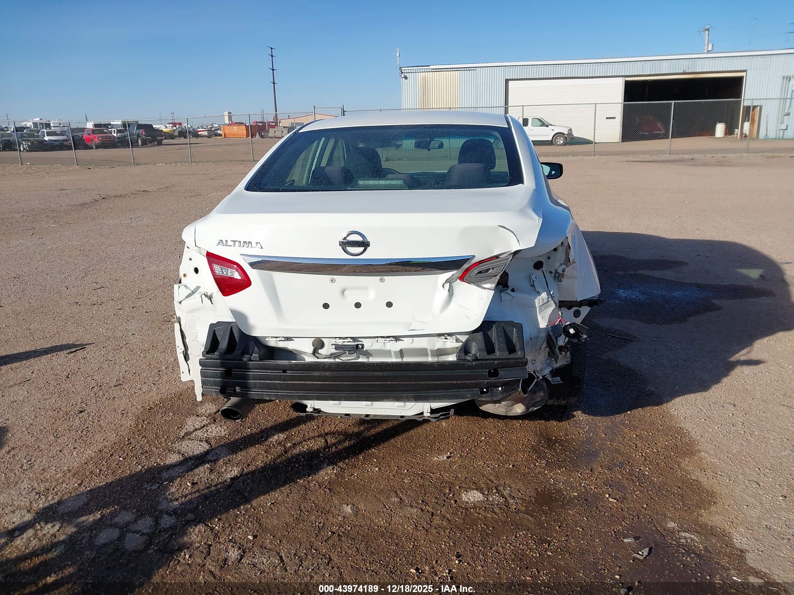 NISSAN ALTIMA image 6