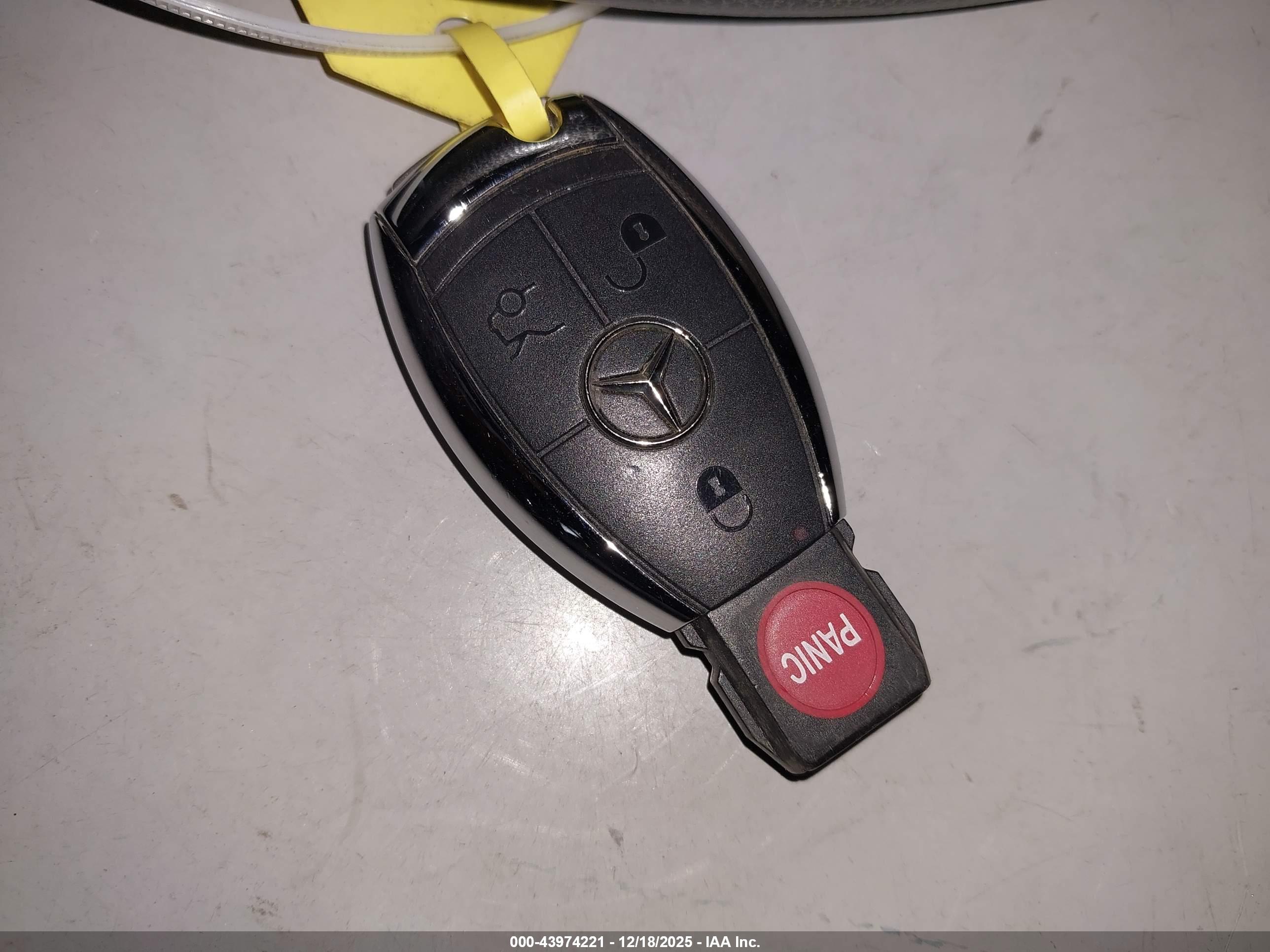 MERCEDES-BENZ C image 11