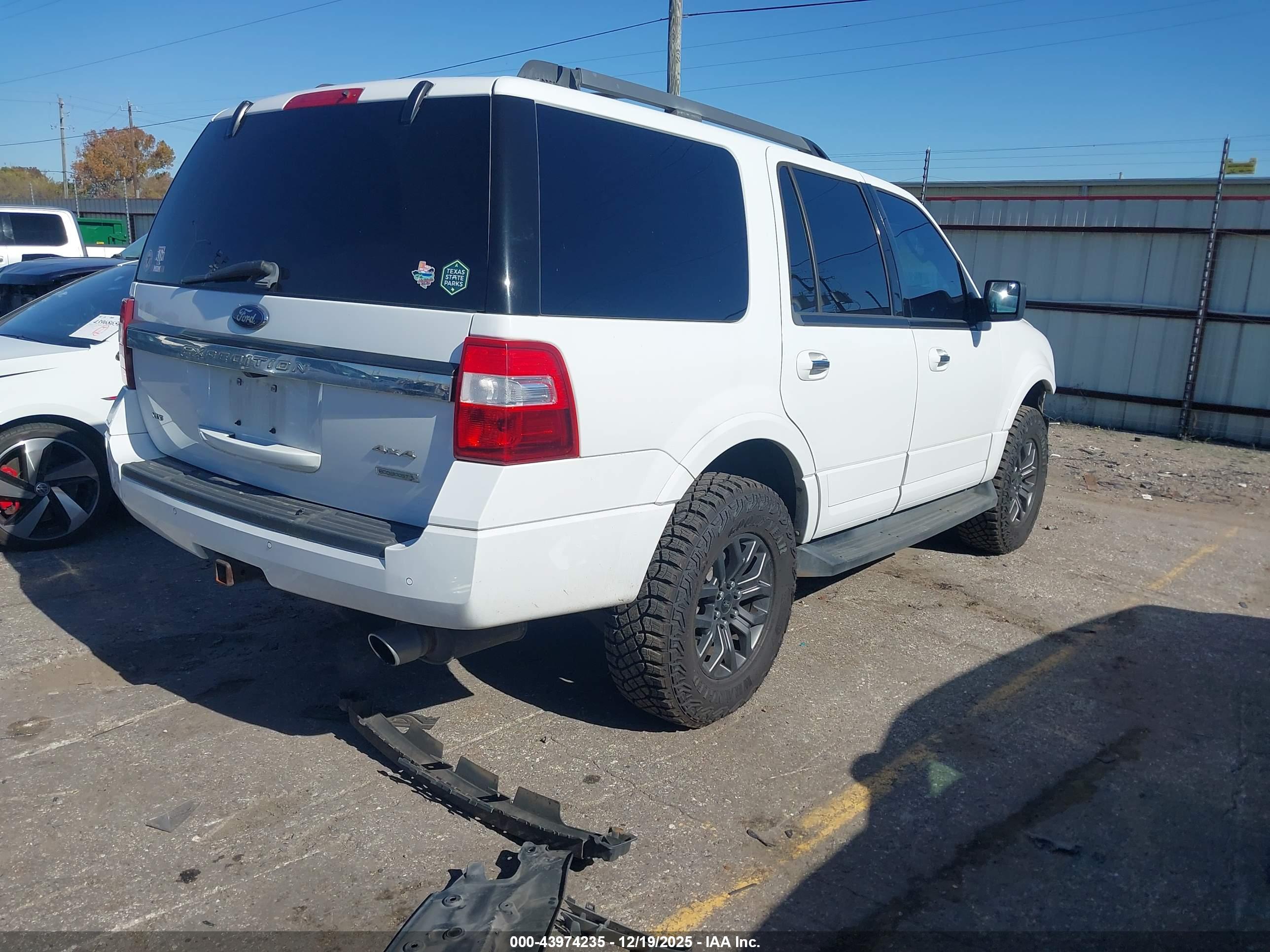 FORD EXPEDITION image 4