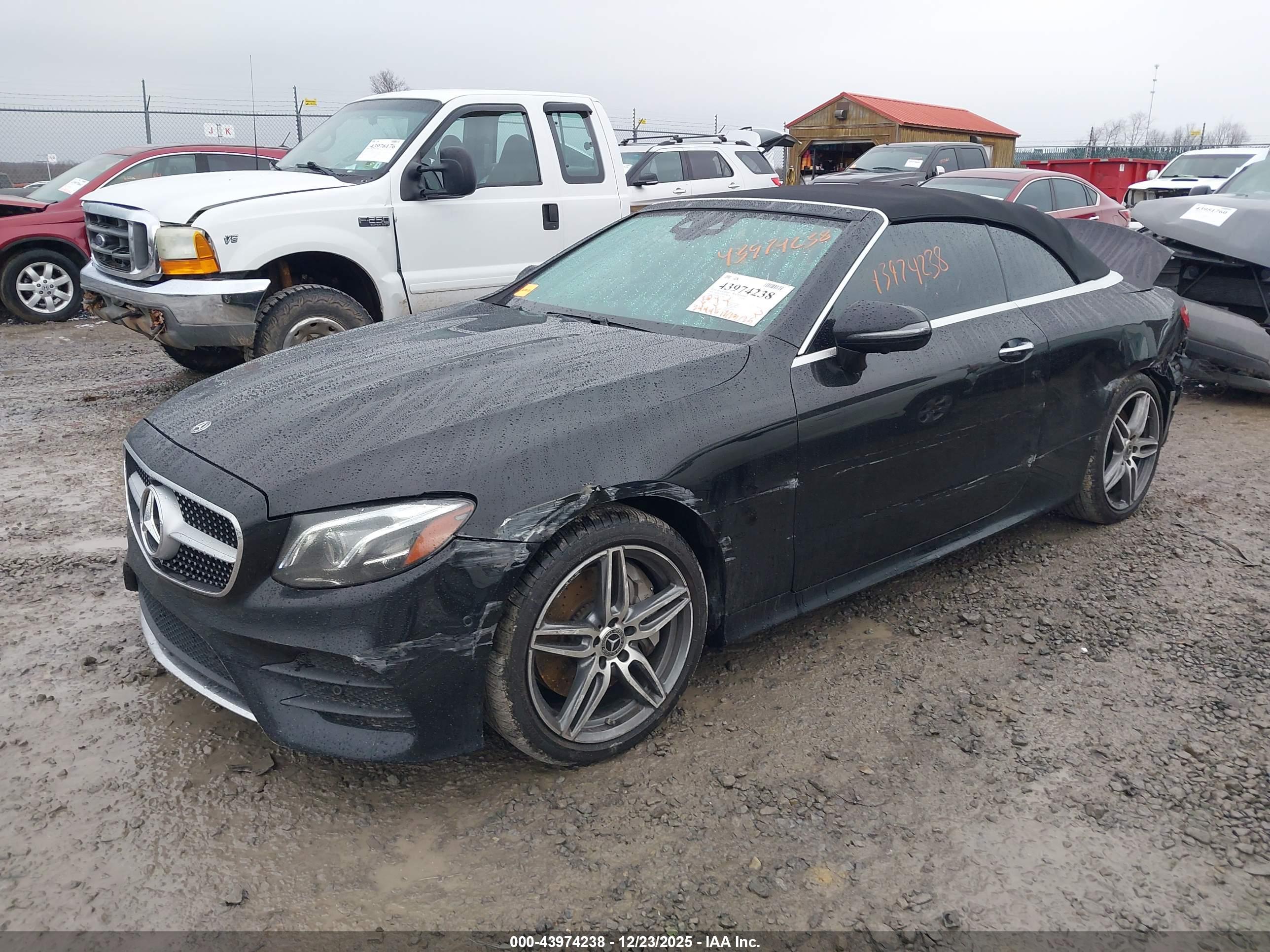 MERCEDES-BENZ E image 2