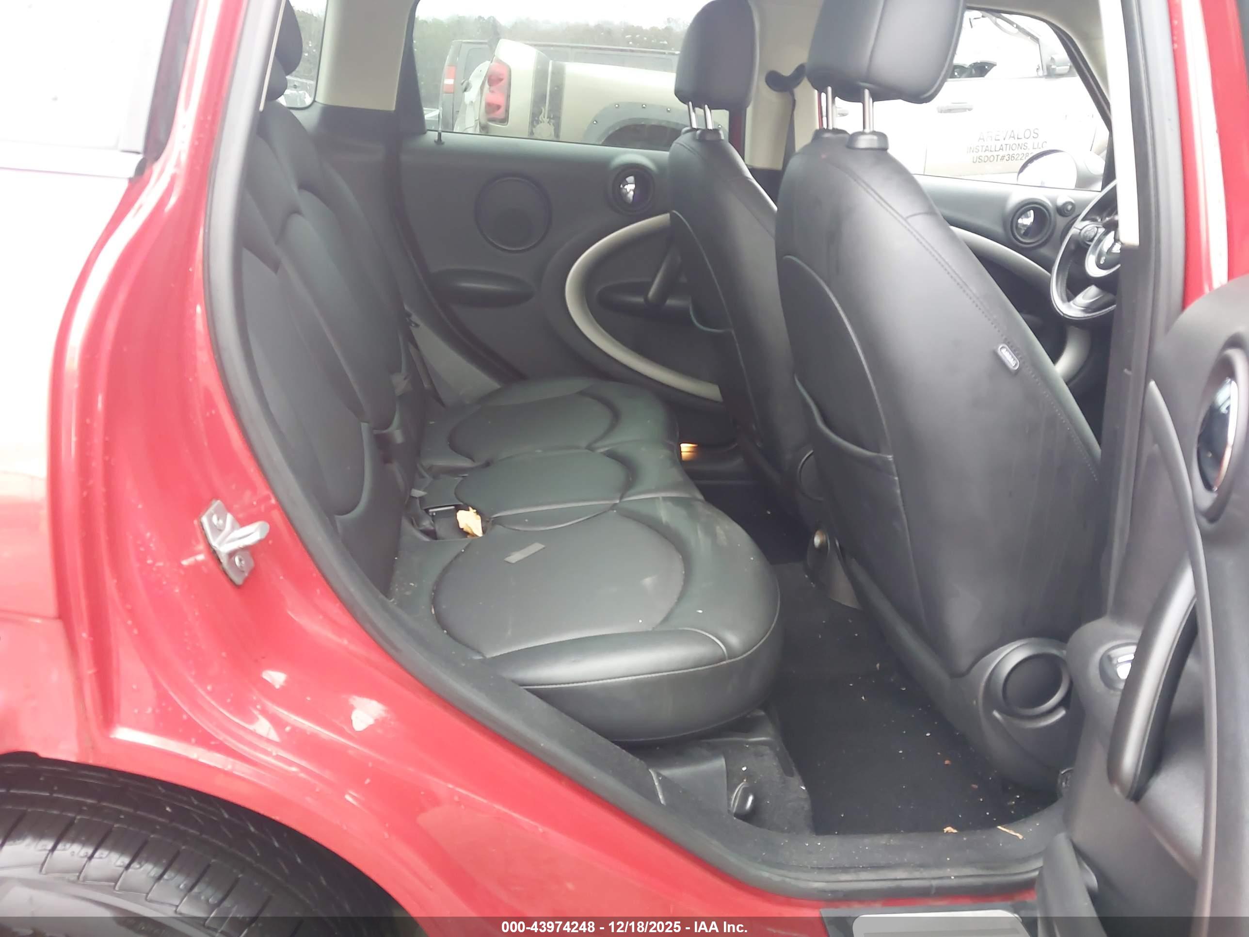 MINI COUNTRYMAN image 8