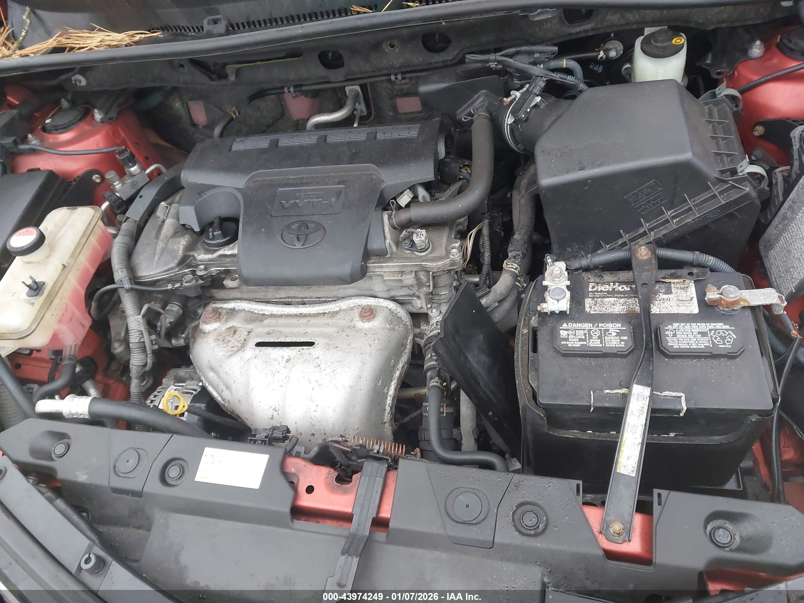 TOYOTA RAV4 image 10