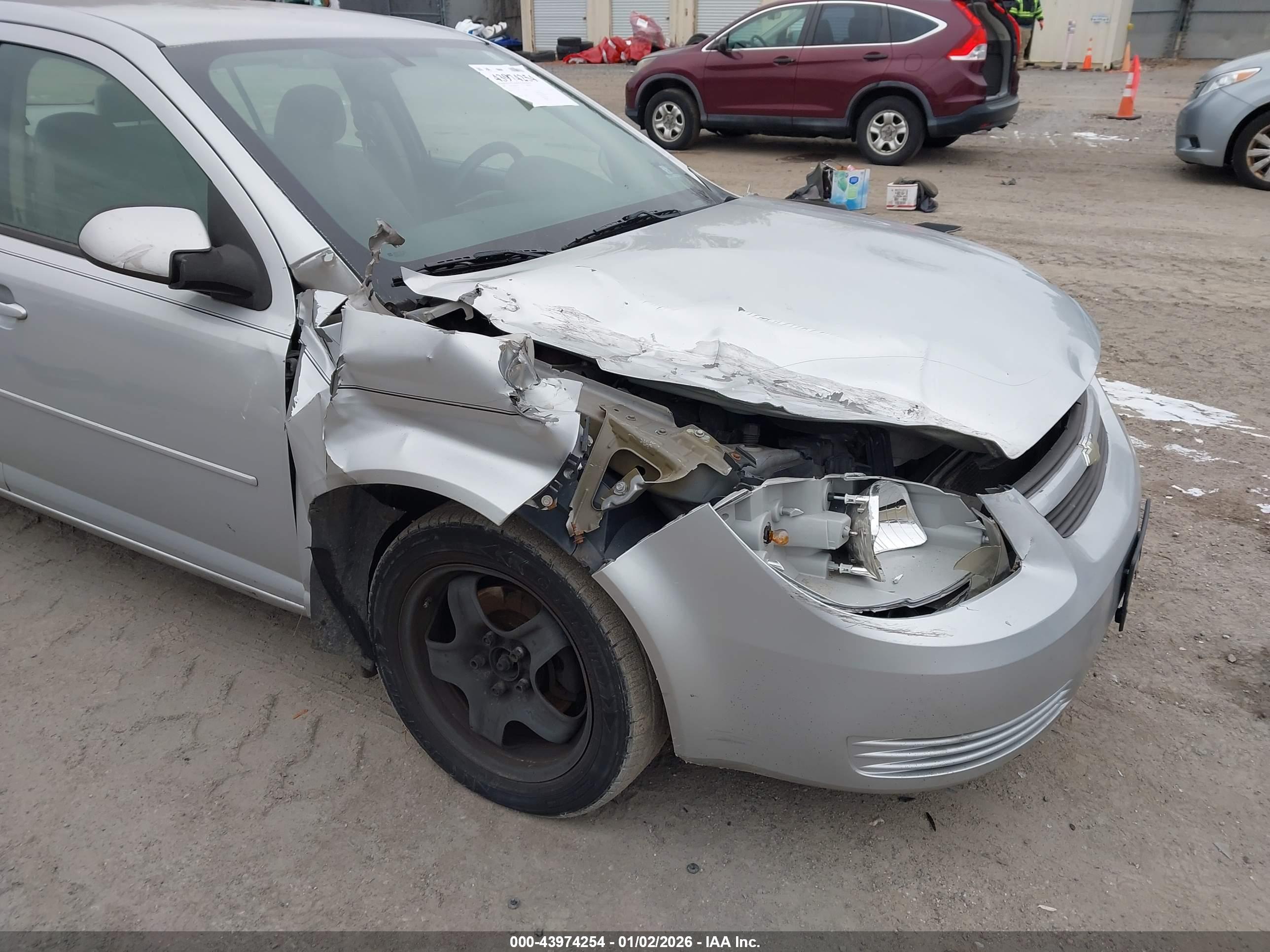 CHEVROLET COBALT image 6
