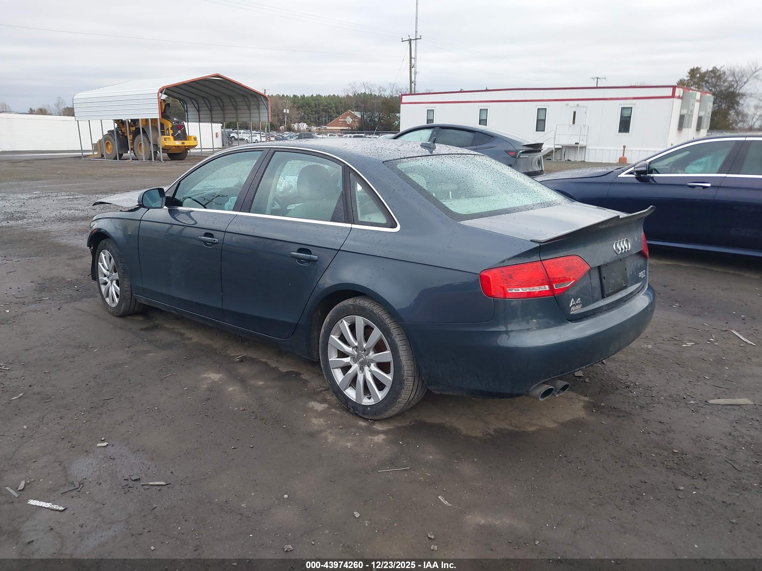 AUDI A4 image 3