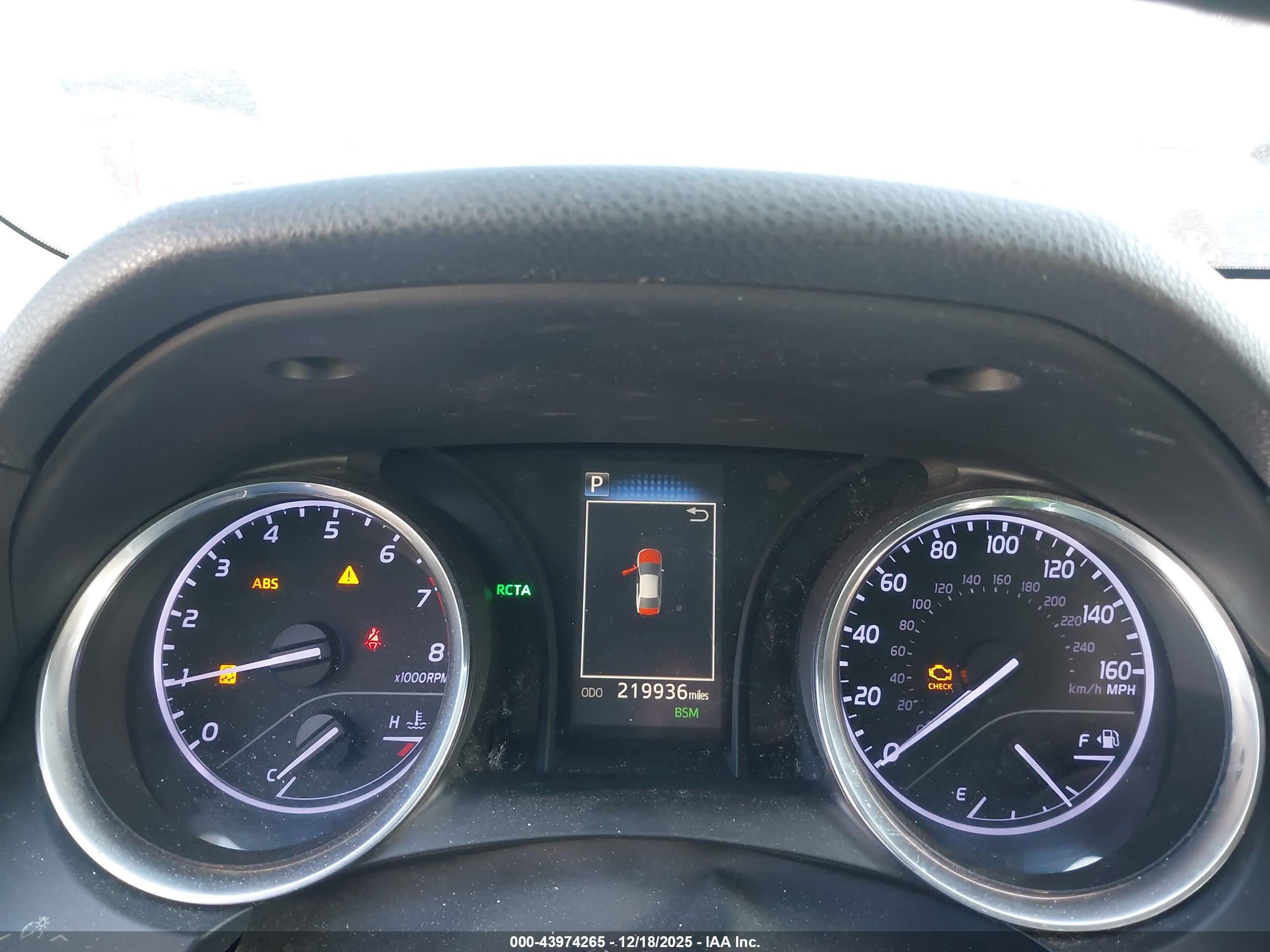 TOYOTA CAMRY image 7