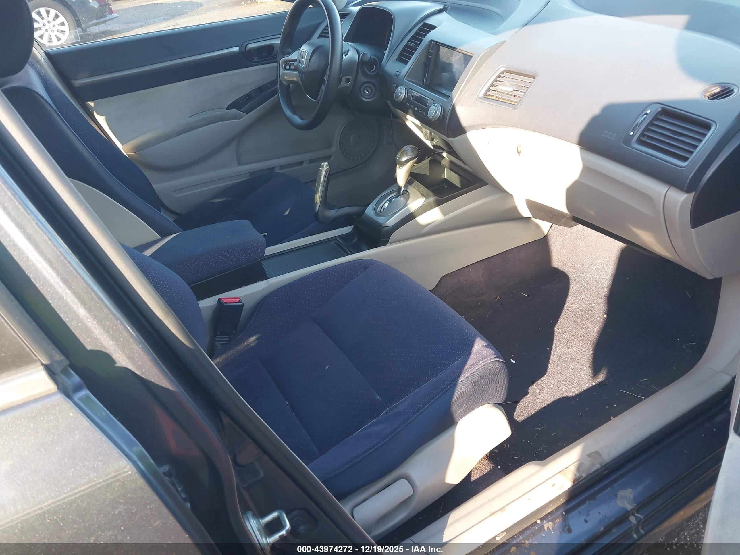 HONDA CIVIC image 5