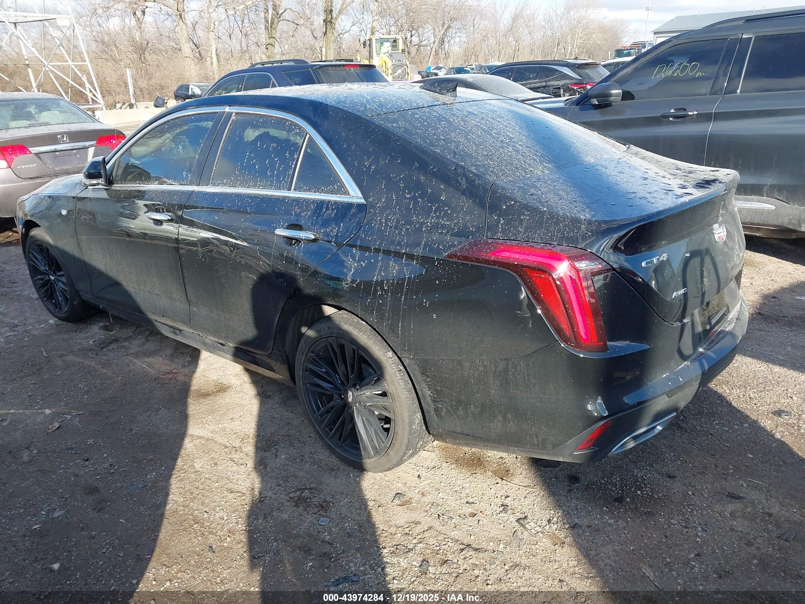CADILLAC CT4 image 3