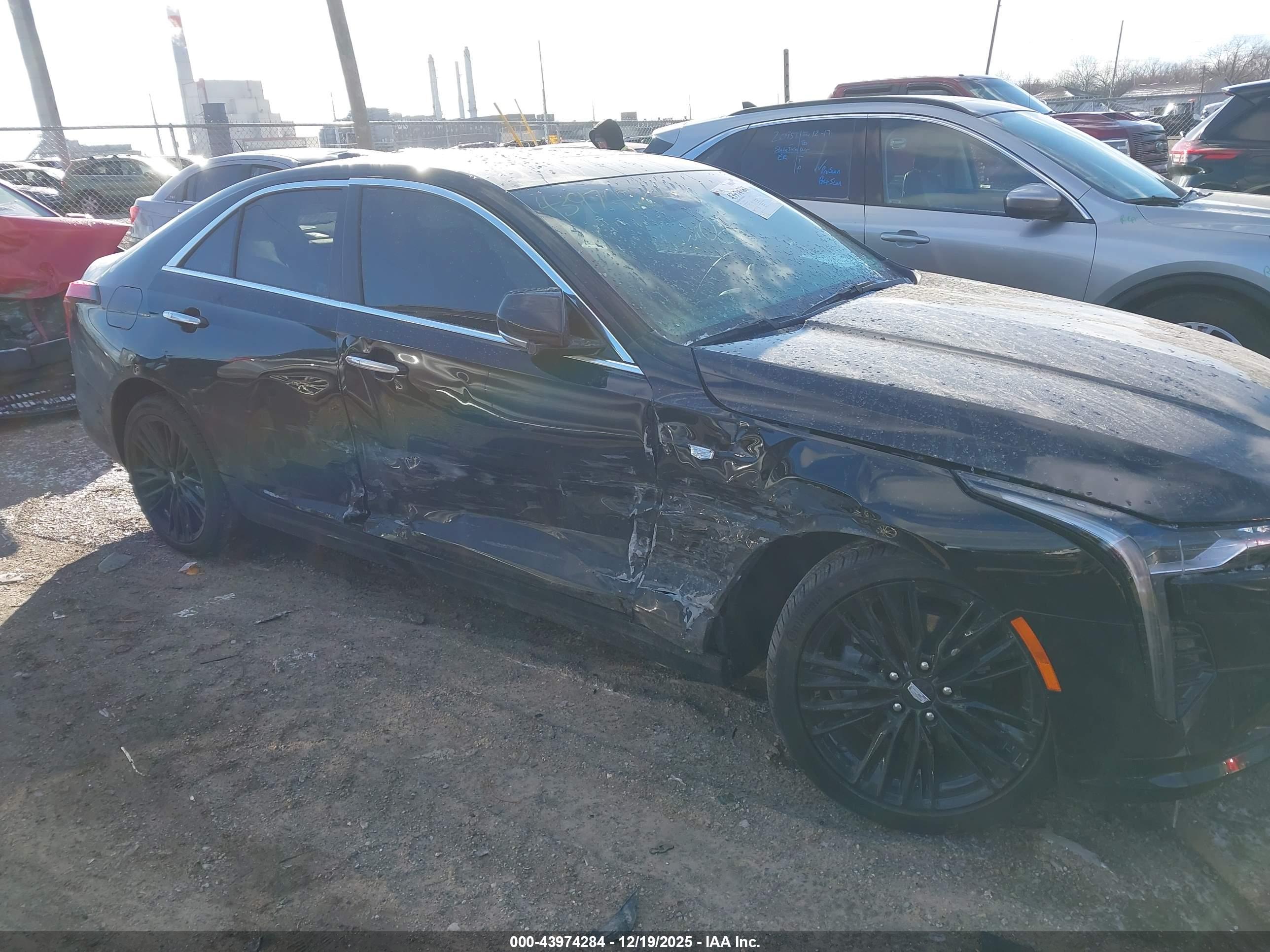 CADILLAC CT4 image 6
