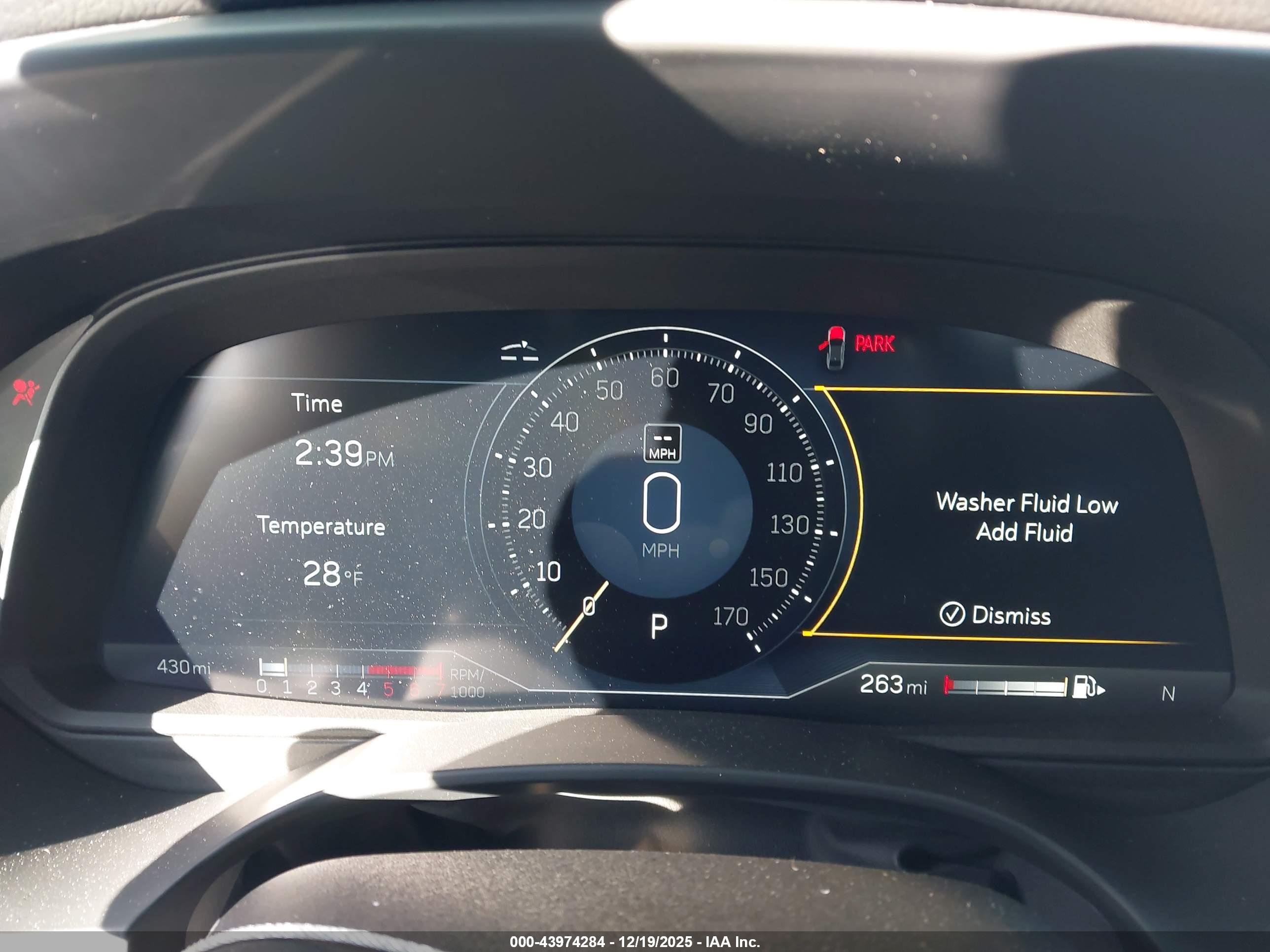 CADILLAC CT4 image 7