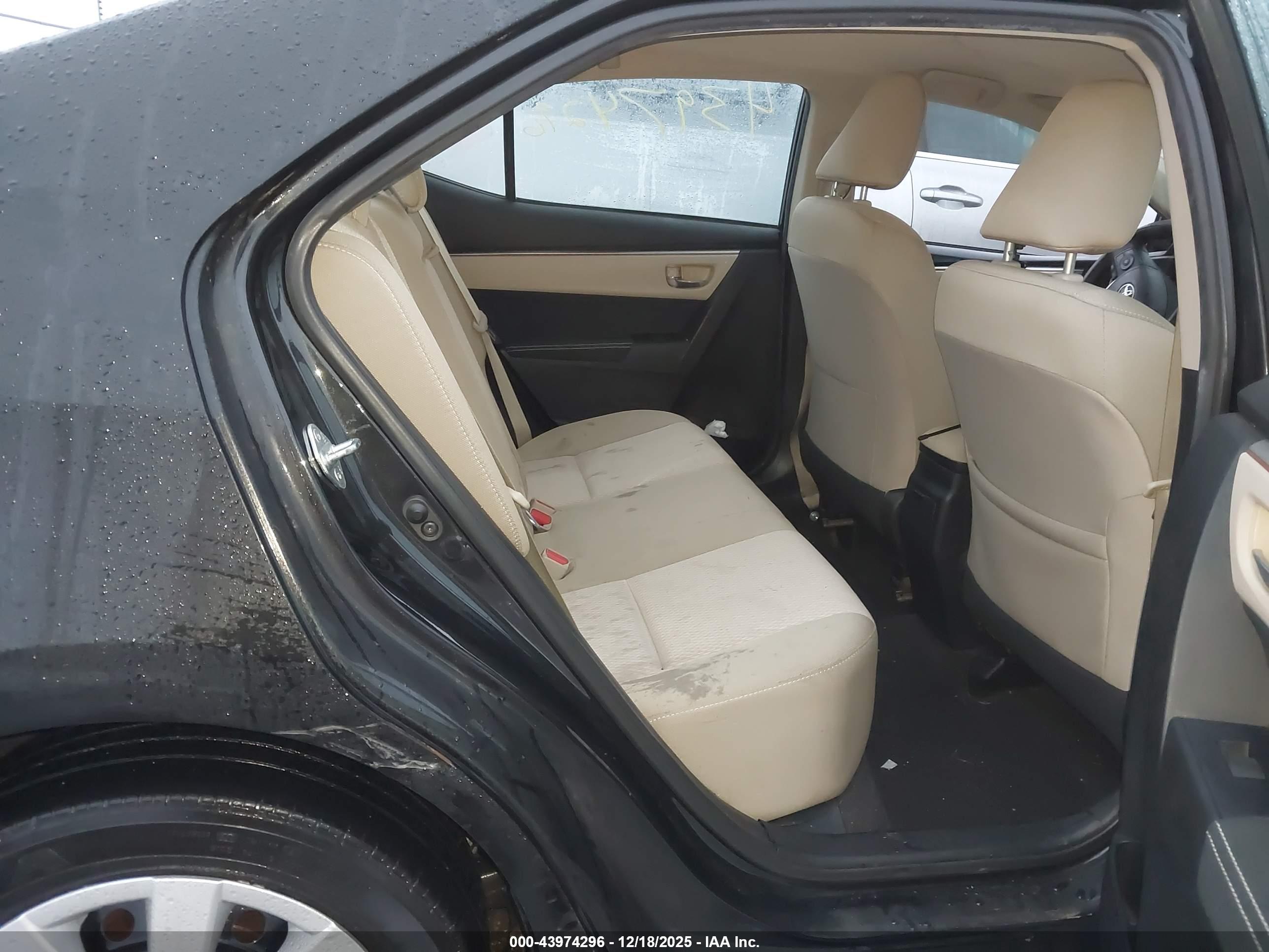 TOYOTA COROLLA image 8