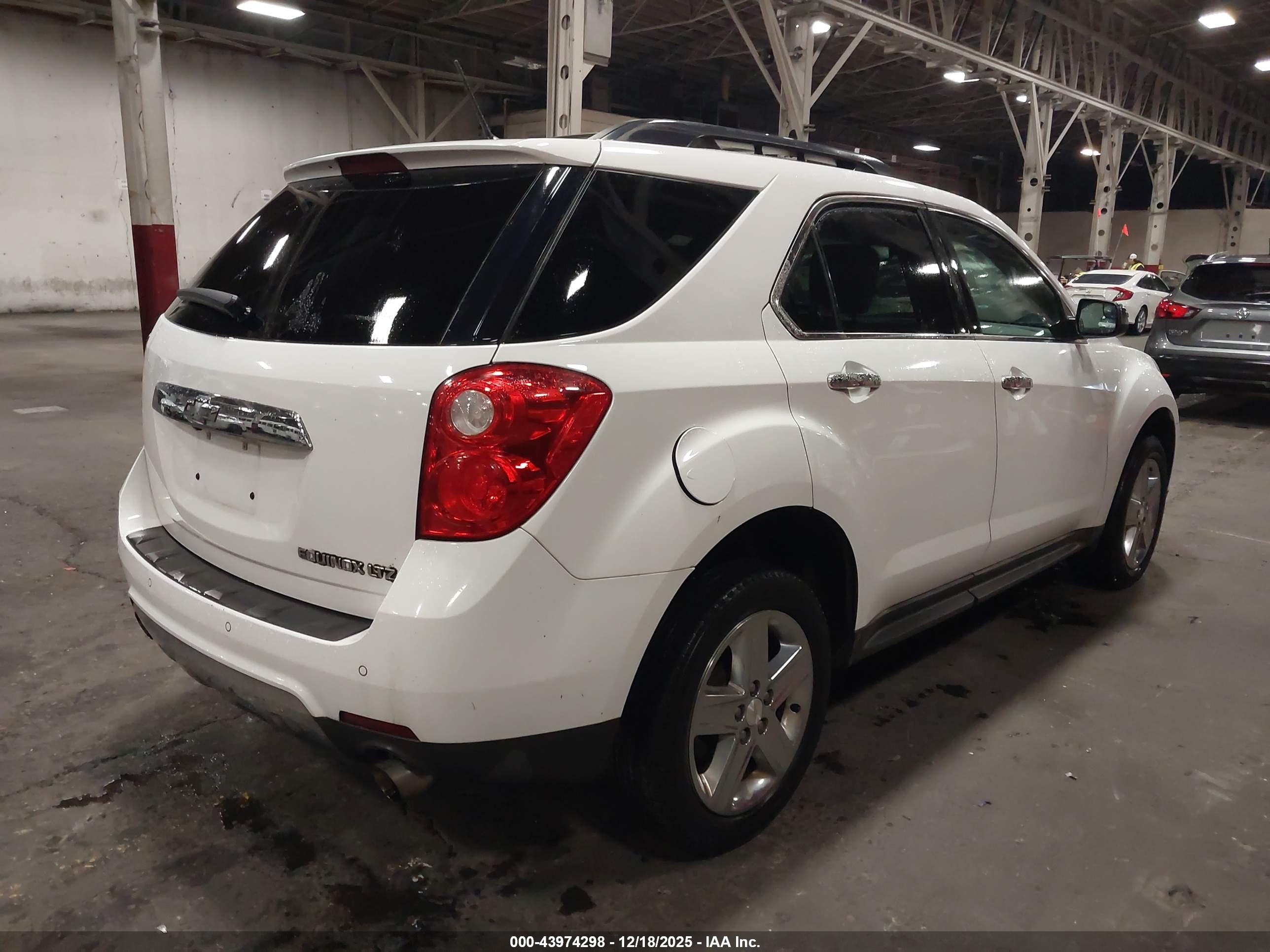 CHEVROLET EQUINOX image 4