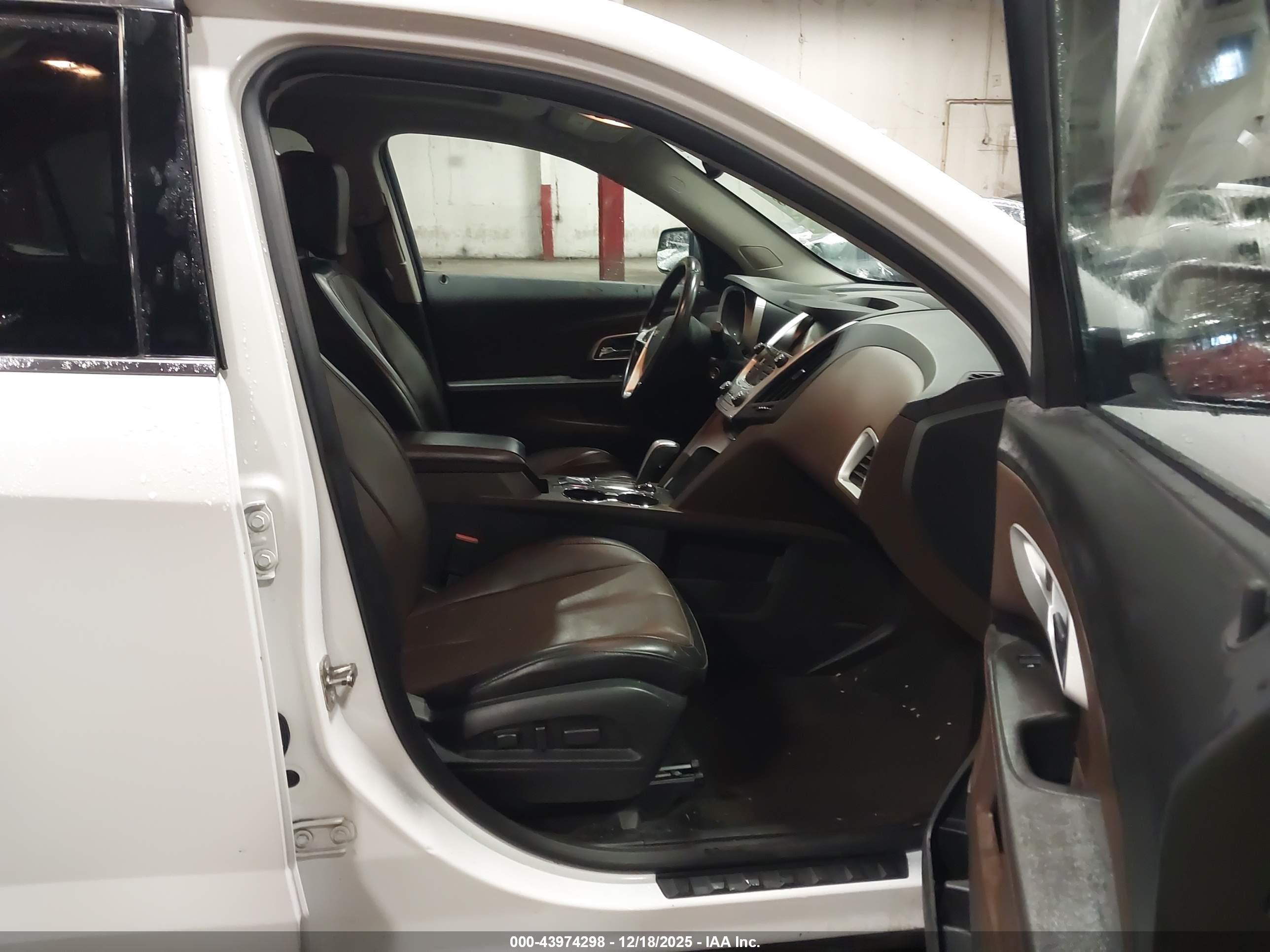 CHEVROLET EQUINOX image 5