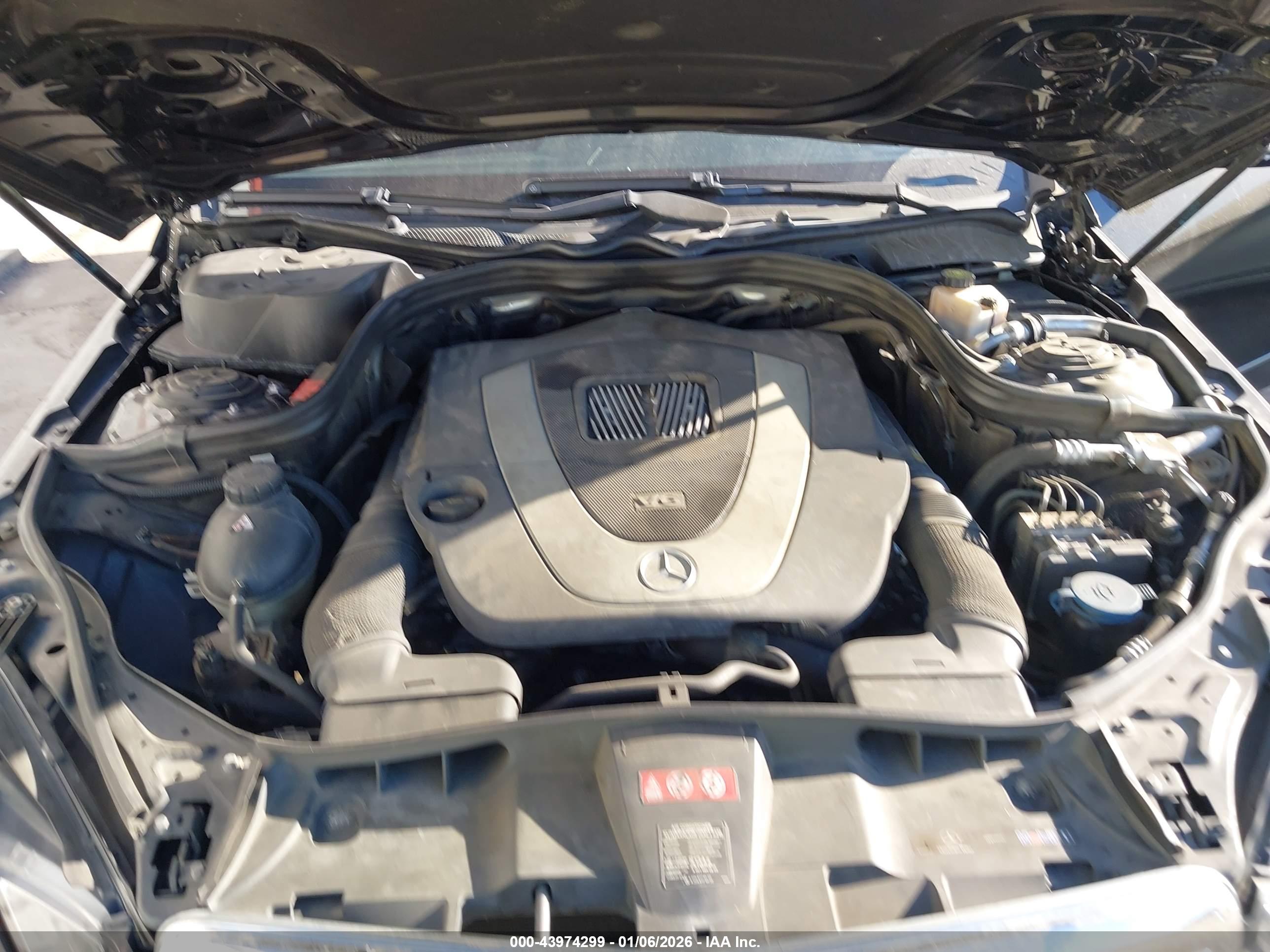 MERCEDES-BENZ E image 10