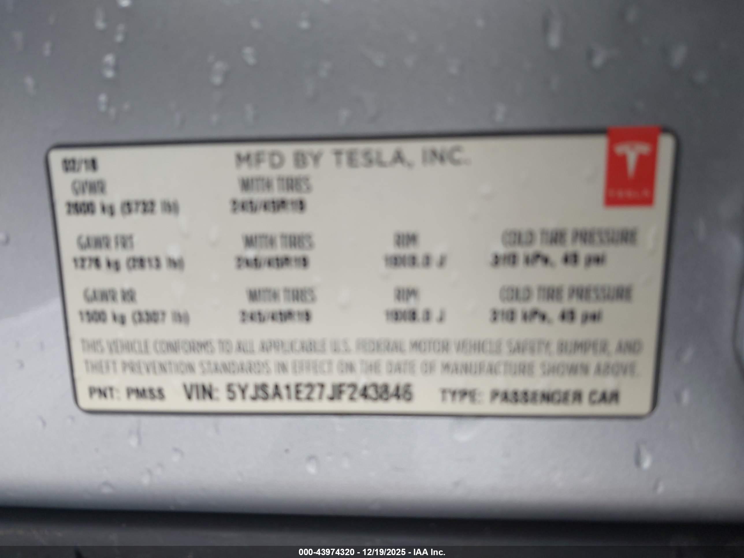 TESLA MODEL image 9